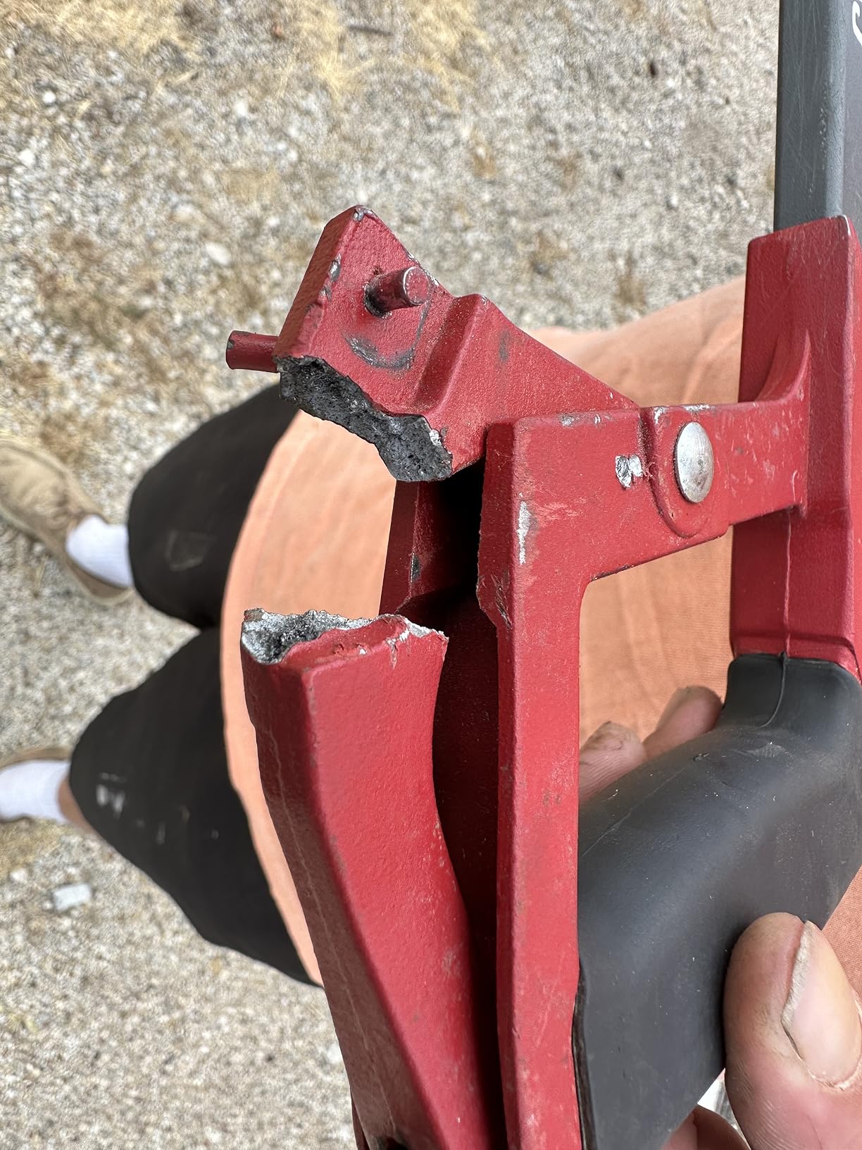 AIRAJ 12 Inch Adjustable Tension Hacksaw for Metal,10 Spare Hack Saw Blades customer photo 1