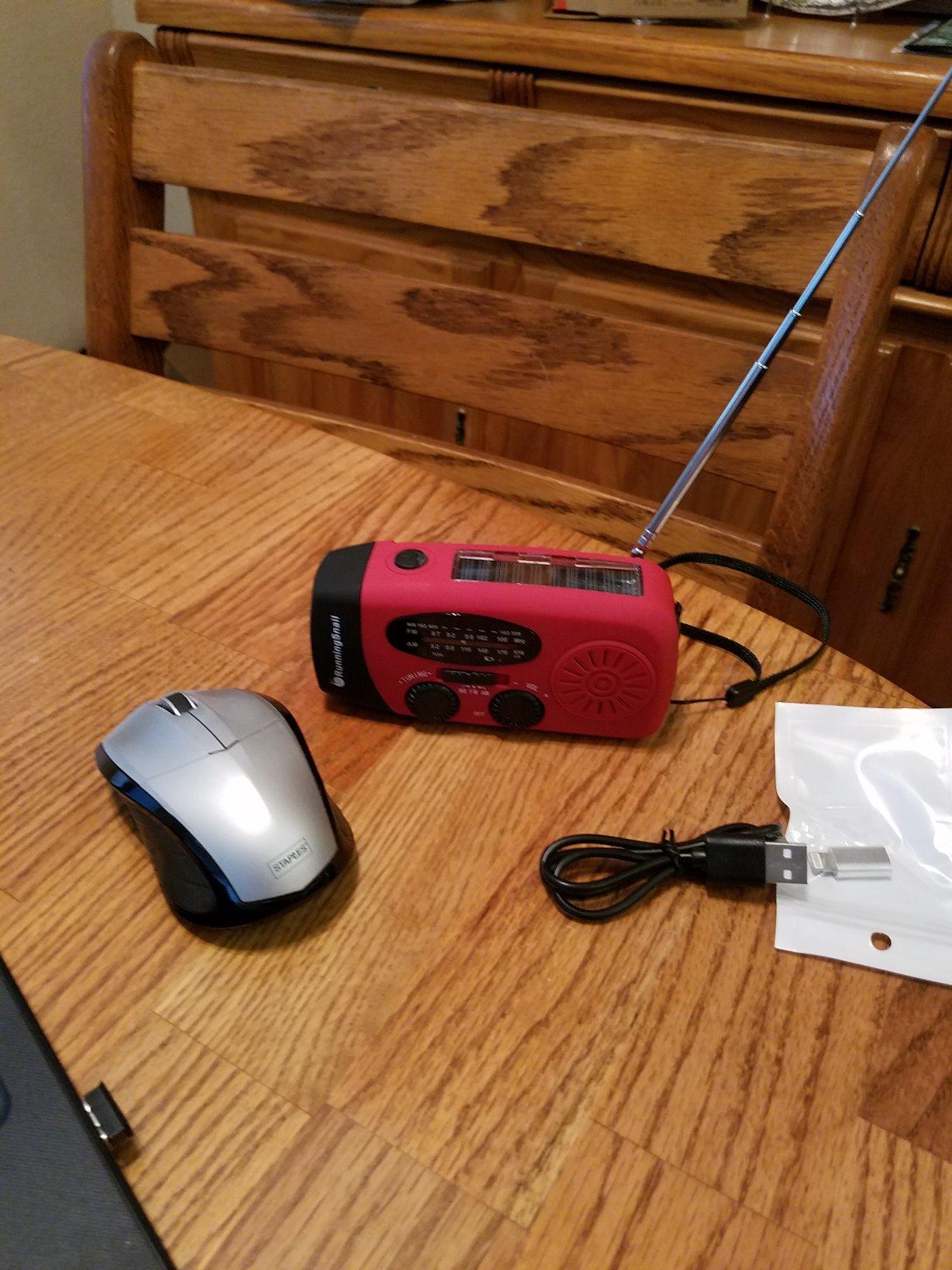 Emergency Radio with Flashlight & Reading Lamp, NOAA/AM/FM Weather Radio customer photo 2