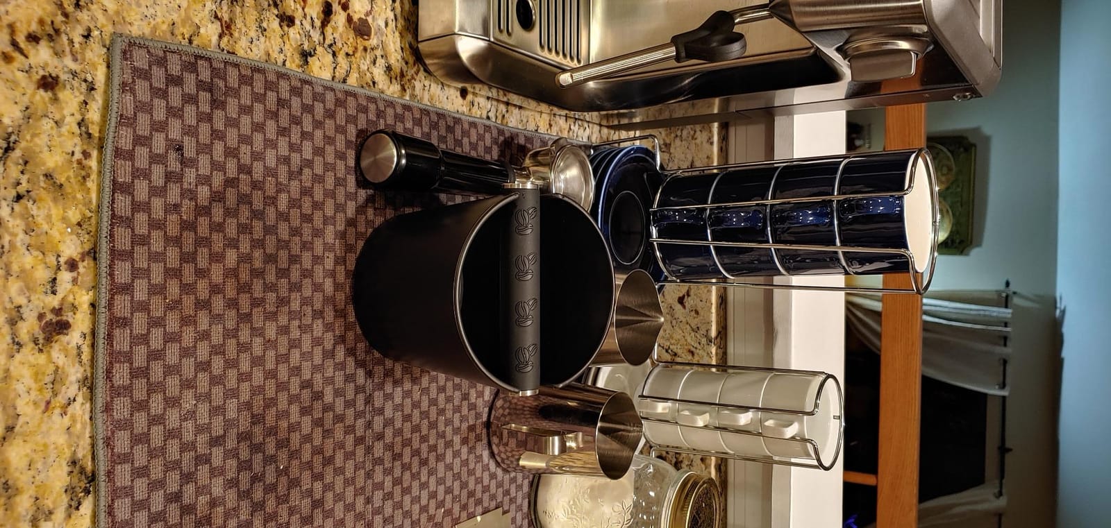 Coffee Knock Box, Espresso Knock Box, Coffee Bin, Espresso Dump Bin, 4.8 Inch Shock-Absorbent Durable Barista Style Espresso Knock Box with Removable Metal Knock Bar and Non-Slip Base(Round) customer photo 1