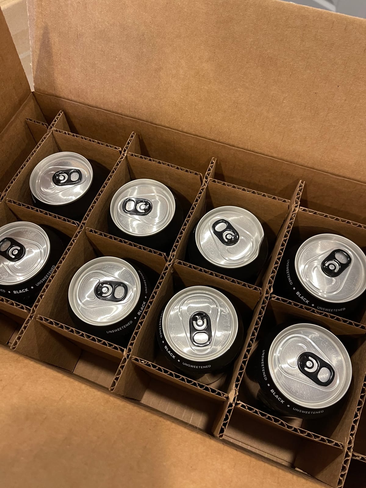 Starbucks RTD Coffee Nitro Cold Brew, Black Unsweetened, 9.6 fl oz Cans (8 Pack) customer photo 1