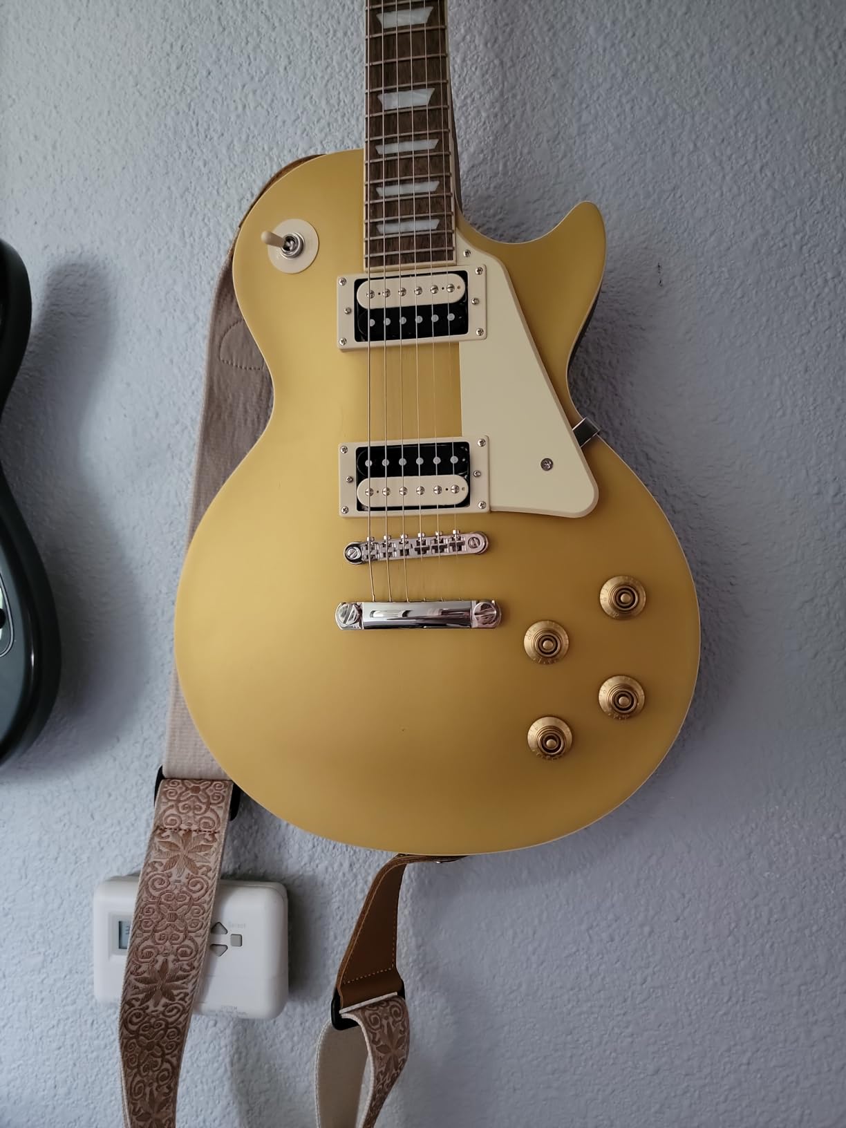 Epiphone Les Paul Classic, Worn Purple Burst customer photo 2