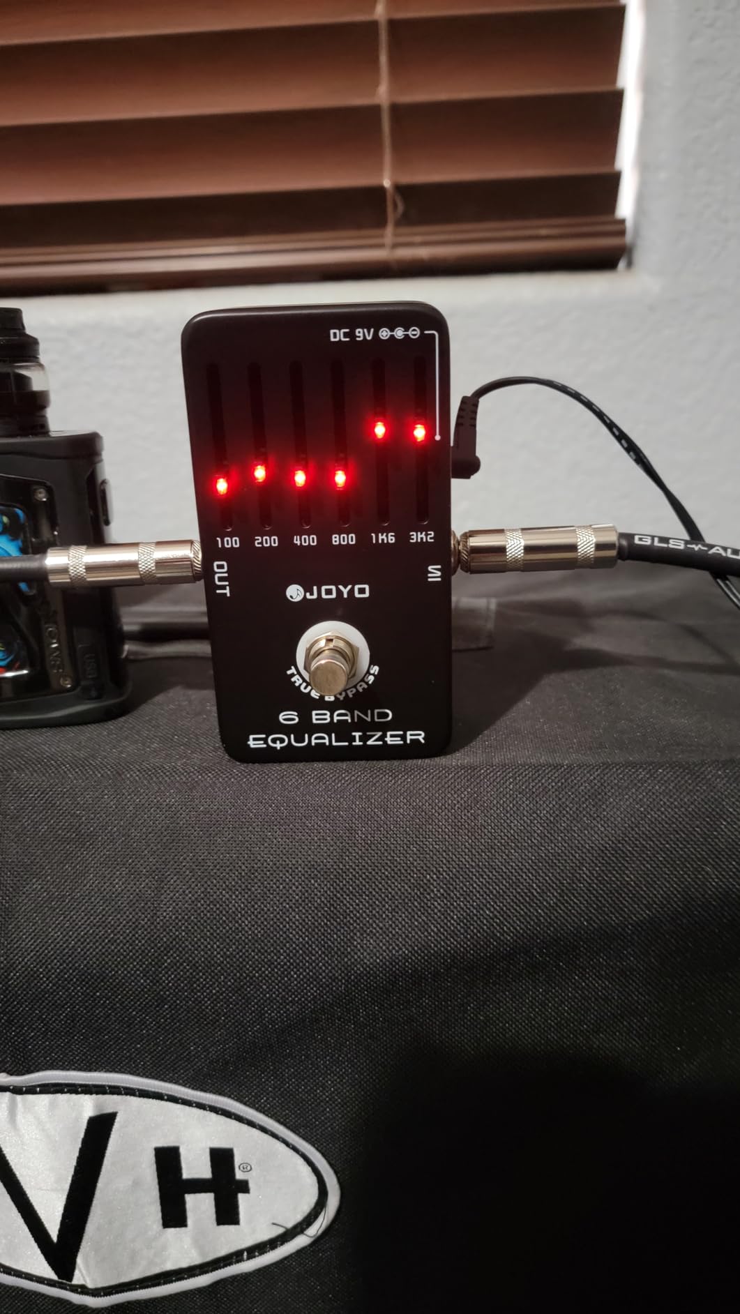 JOYO 6-Band EQ Guitar Pedal, ±18dB Graphic Equalizer for Precise Tone Shaping, Guitar-Optimized 100Hz-3.2kHz with Illuminated Sliders, True Bypass (JF-11) customer photo 1