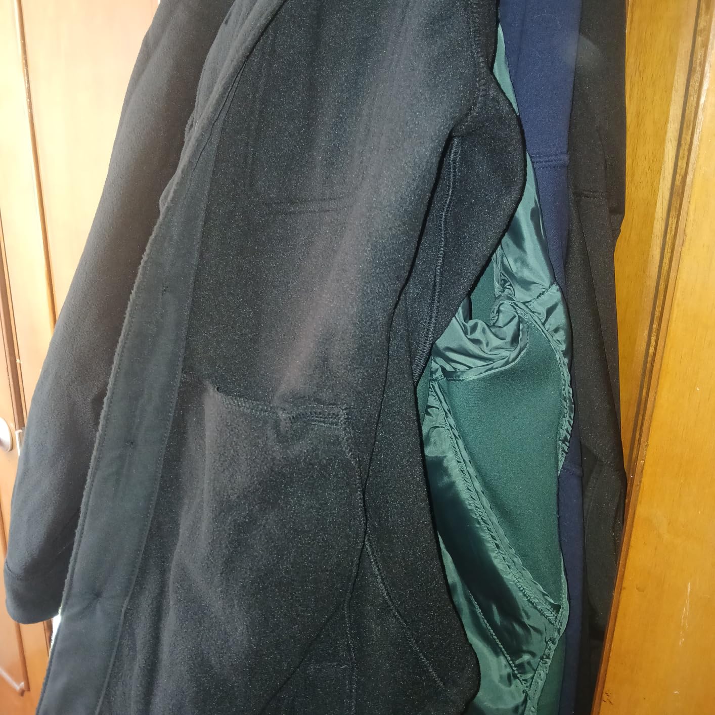 Amazon Essentials Men's Long-Sleeve Polar Fleece Shirt Jacket for Winter, Jackets customer photo 1