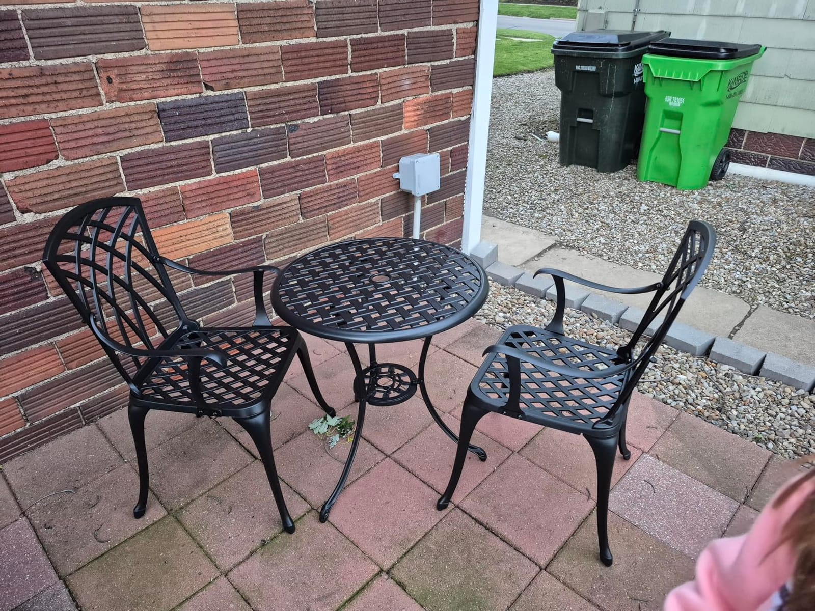 NUU GARDEN Patio Bistro Sets 3 Piece Cast Aluminum Bistro Table and Chairs Set with Umbrella Hole Bistro Set of 2 for Patio Backyard, Black customer photo 1