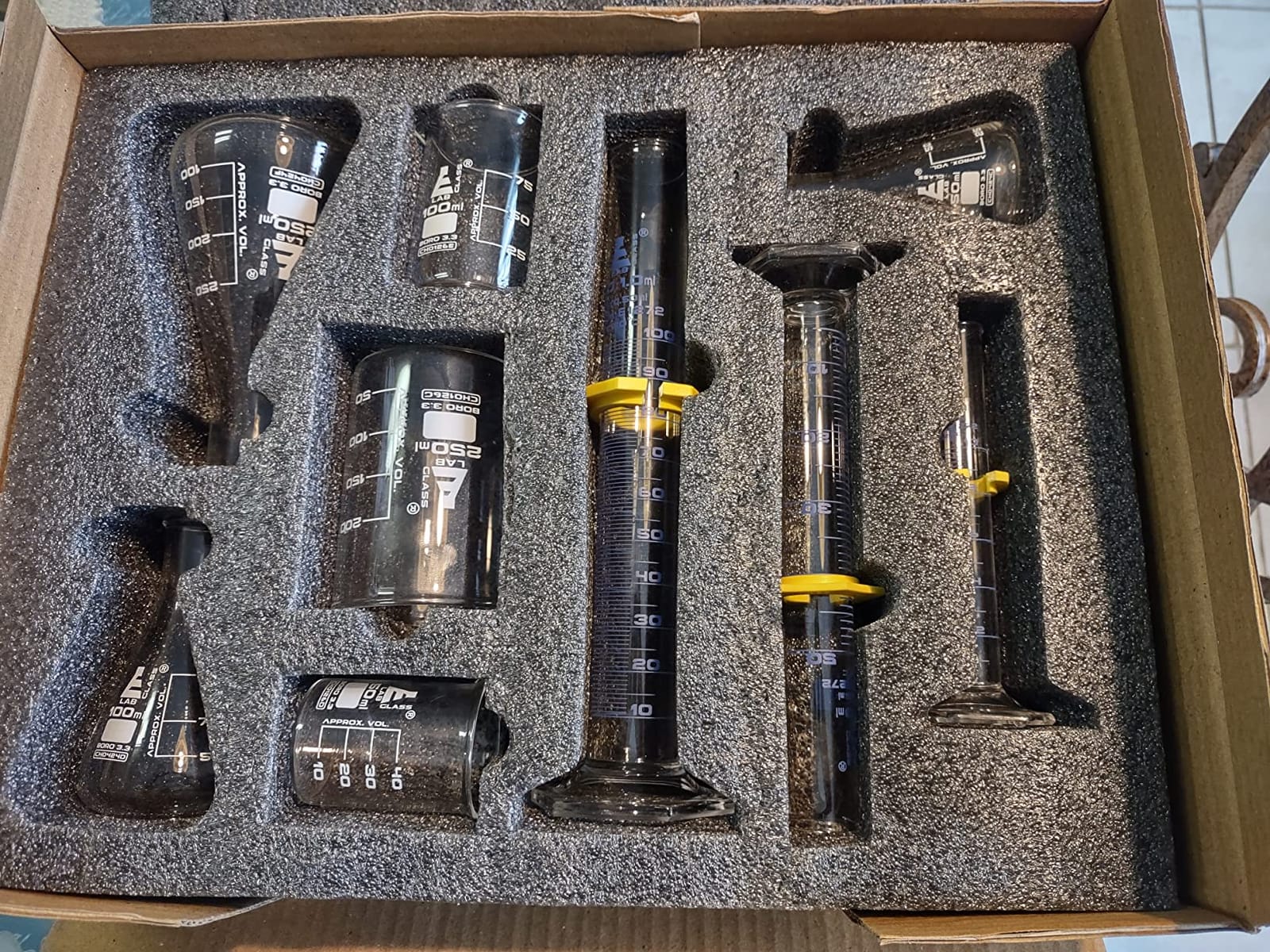 EISCO Laboratory Glassware Set, 9pcs - Includes Beaker Set (3pcs), Erlenmeyer Flask Set (3pcs), ASTM Class A Graduated Cylinder Set (3pc) - Chemistry Glassware - Made of Borosilicate 3.3 Glass customer photo 2