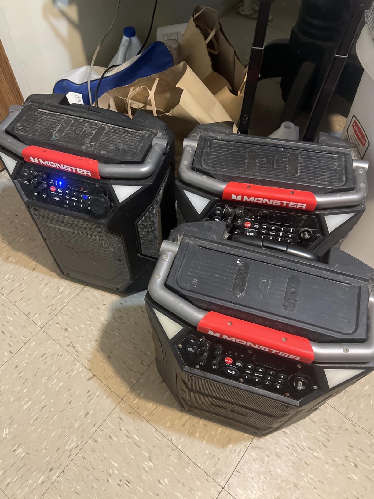 Monster Rockin’ Roller 270 Indoor/Outdoor Portable Bluetooth Speaker | up to 200W of 270 Degree Sound & up to 100 Hours of Playtime customer photo 2