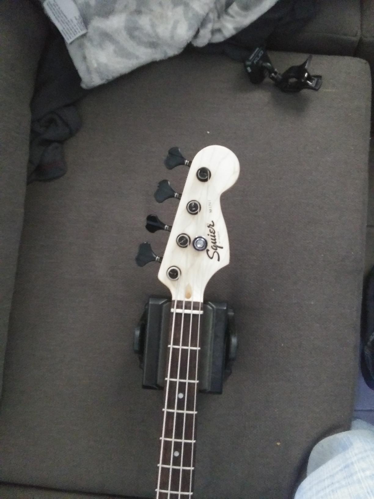 Squier Mini Precision Bass, Black, Laurel Fingerboard customer photo 1