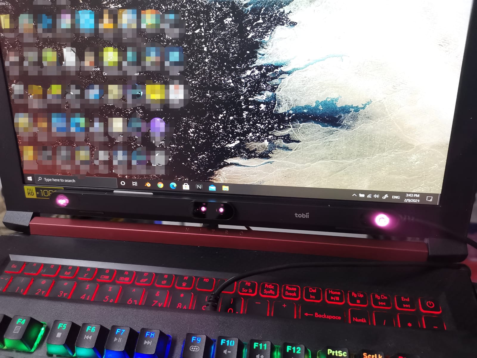 Tobii Eye Tracker 5 - Head & Eye Tracking Gaming Peripheral for Simulation Gaming customer photo 2
