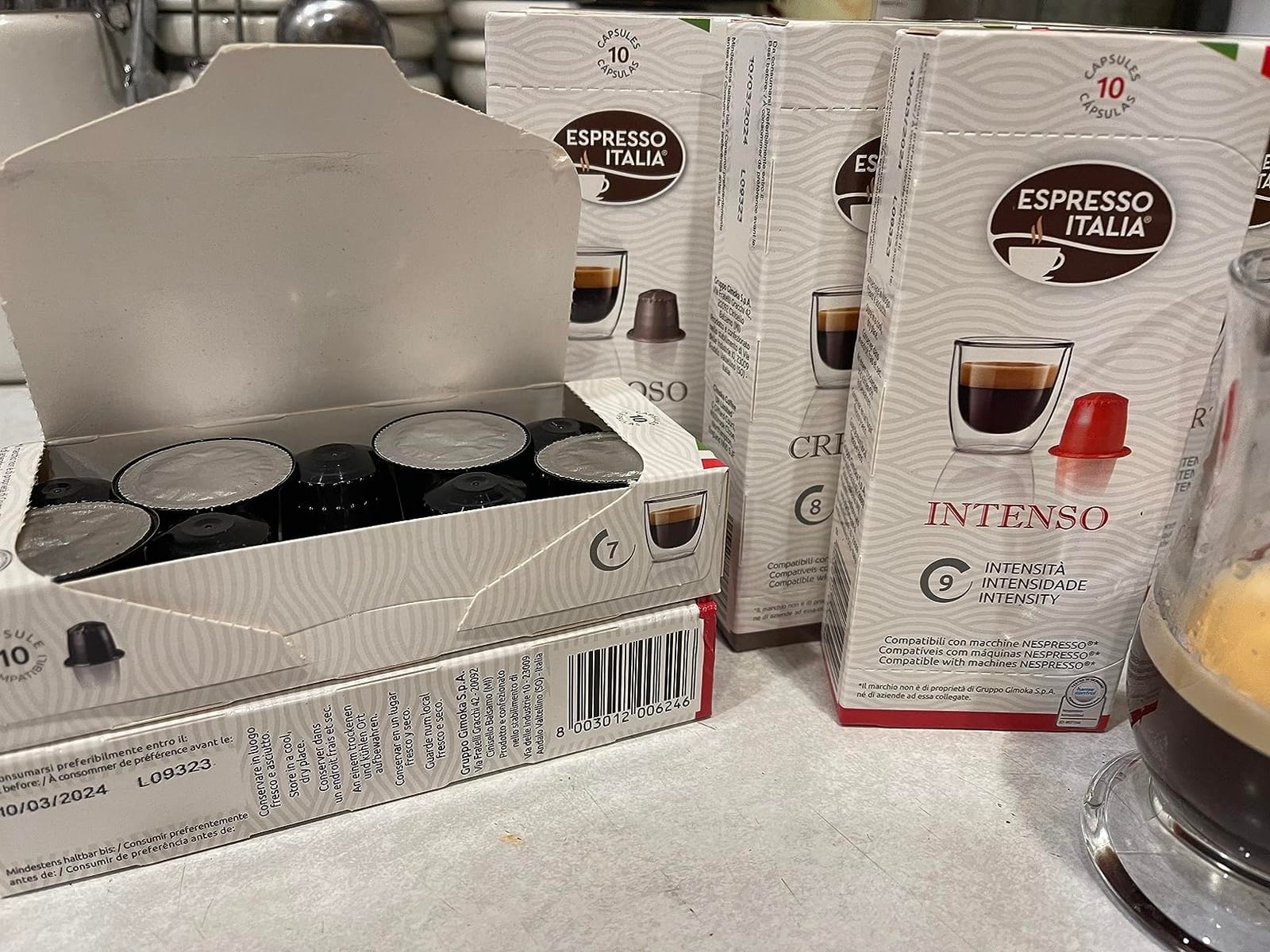 Espresso Italia 100 Variety Pack Pods compatible with Nespresso Original Line Machines, 6 Italian Coffee Blends: Forte Deciso Intenso Cremoso Vellutato Lungo, Made in Italy customer photo 1