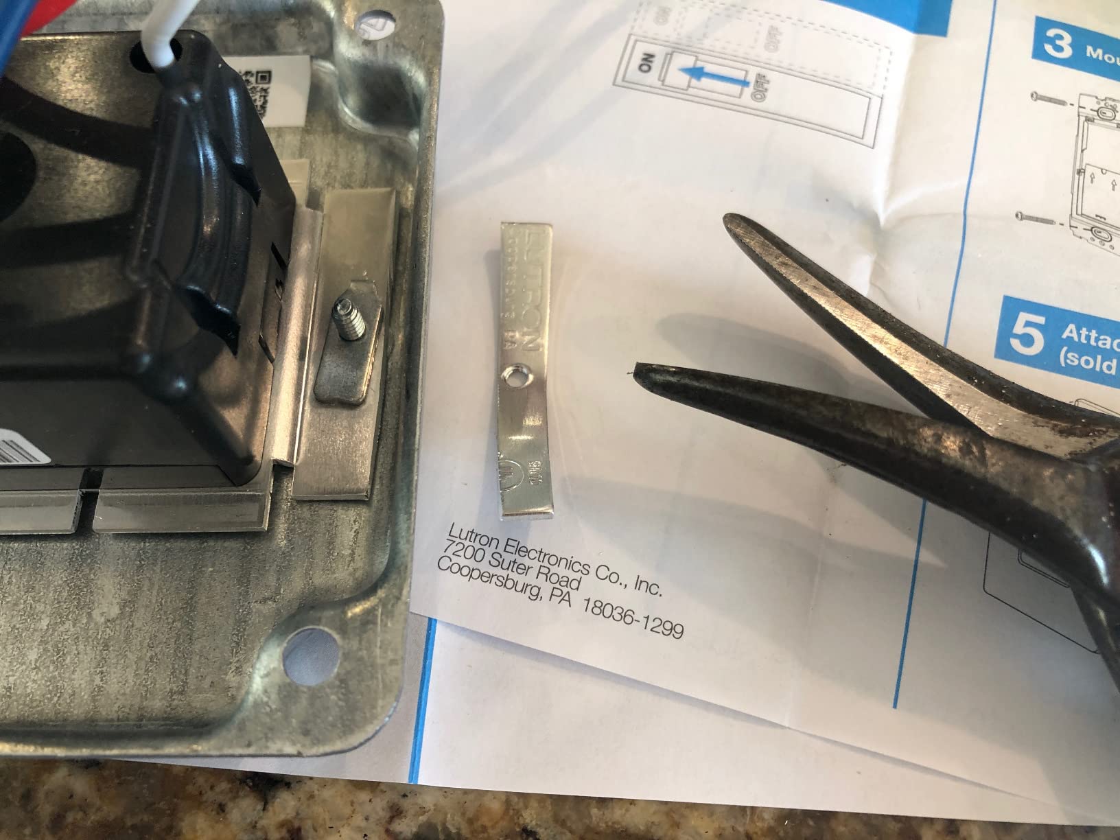 Lutron Caseta 3-Way Smart Switch Kit; Switch, Wireless Remote & More customer photo 1