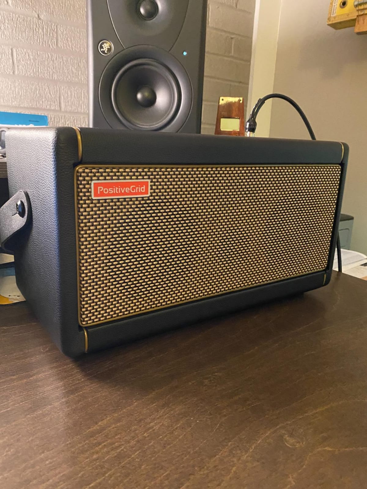 Positive Grid Spark 40-Watt Combo Practice Guitar Amplifier Electric Bass and Acoustic Guitar Amp with Spark Mobile App customer photo 2