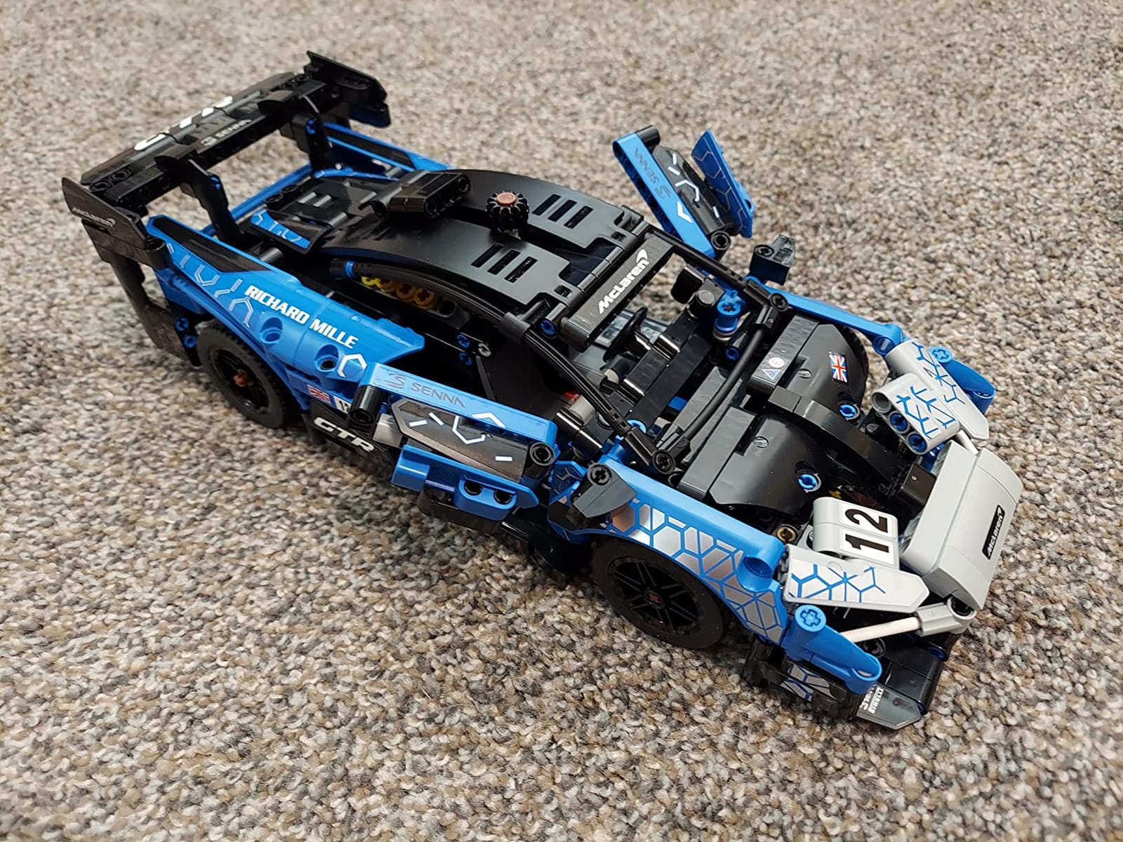 LEGO Technic McLaren Senna GTR 42123 Racing Sports Collectable Model Car Building Kit, Car Construction Toy, Gift Idea for Kids, Boys and Girls customer photo 2