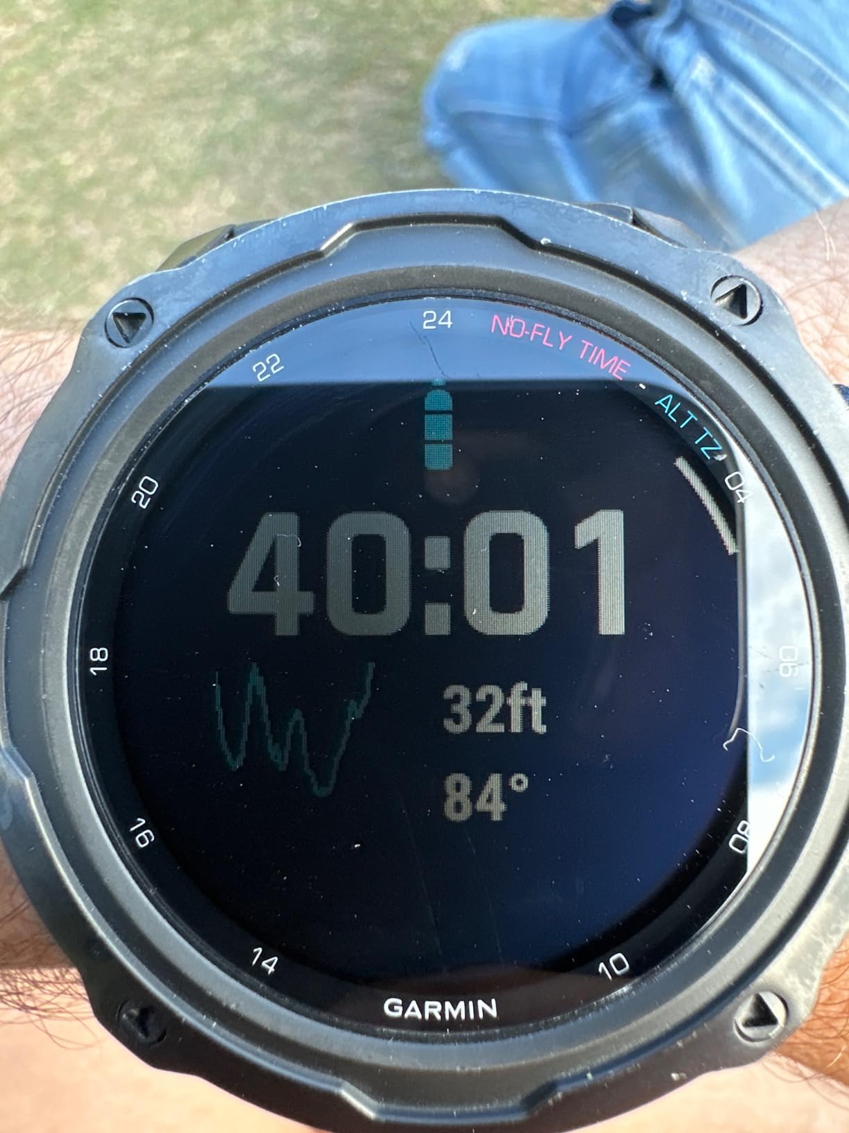 Garmin Descent Mk2i, Watch-Style Dive Computer with Air Integration, Multisport Training/Smart Features, Titanium with Black Band customer photo 1