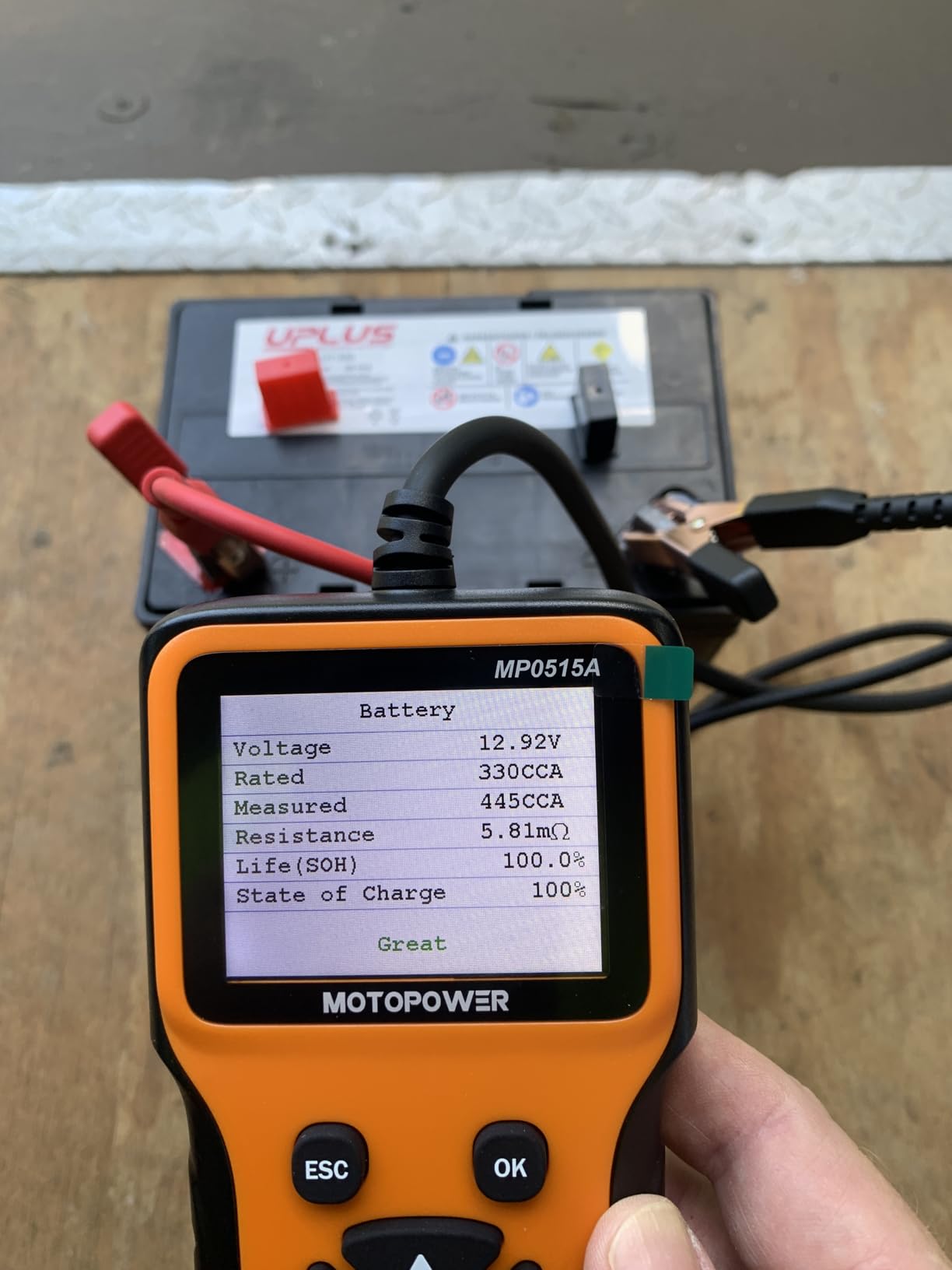 MOTOPOWER MP0515A 12V Car Battery Tester Automotive 100-2000 CCA Battery Load Tester Auto Cranking and Charging System Tester customer photo 1