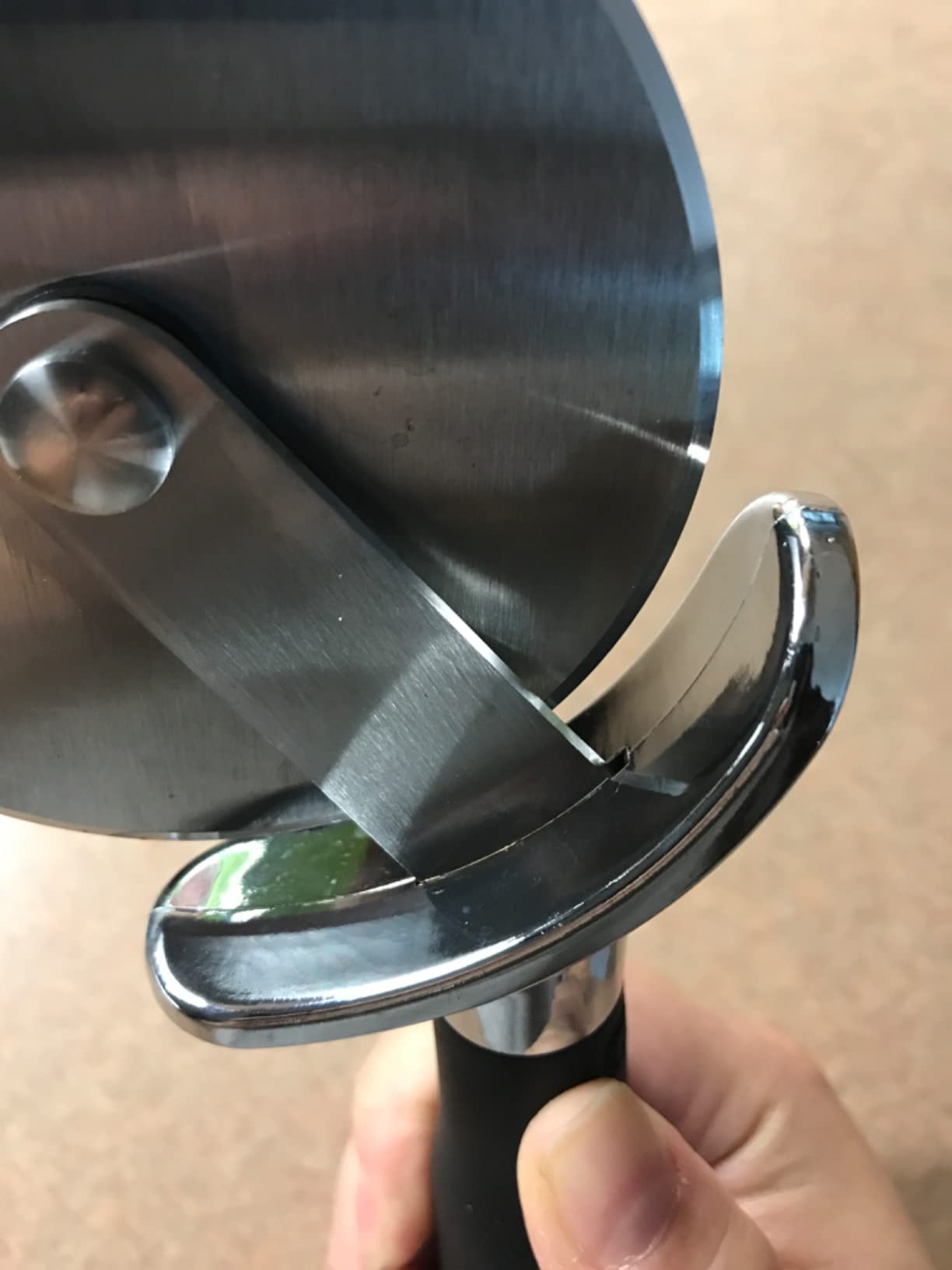 GORILLA GRIP Patented Stainless Steel Large Pizza Cutter Wheel, Black customer photo 2