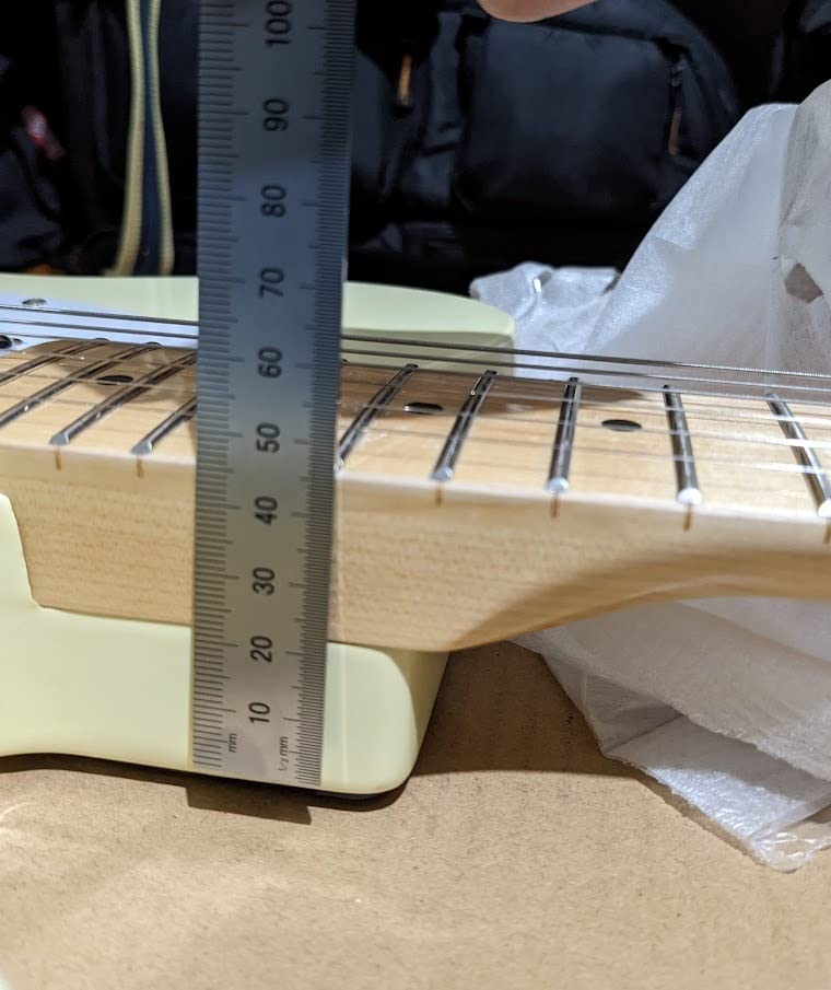 LyxPro 39” Electric Guitar TL Series, Full-Size Paulownia Wood Body, 3-Ply Pickguard, C-Shape Neck, Ashtray Bridge, Quality Gear Tuners, 3-Way Switch & Volume/Tone Controls, 2 Picks Included, Sunburst customer photo 2