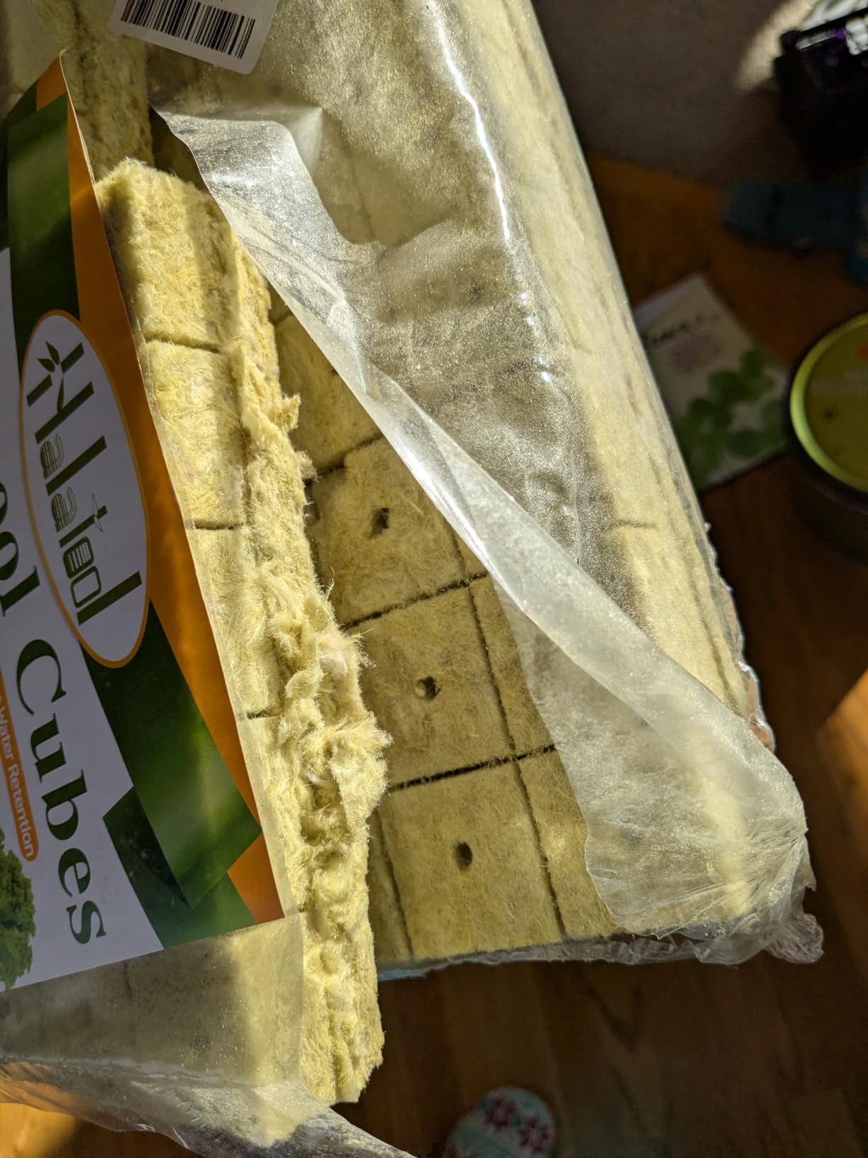 Halatool 1 Inch Rockwool Cubes for Hydroponics, 200 Plugs Seed Starter Cube customer photo 2