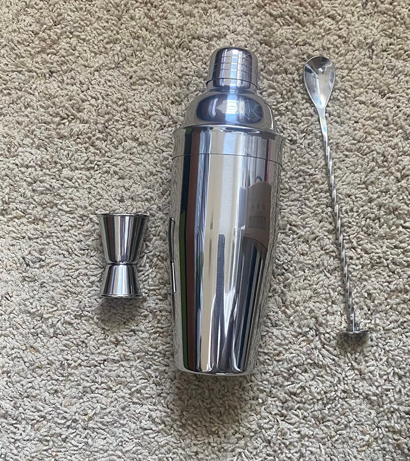 WPHUAW 24oz Cocktail Shaker Bar Set-Professional Margarita Mixer Drink Shaker Professional Stainless Steel Bar Tools Built-in Bartender Strainer for Martini Kit customer photo 2