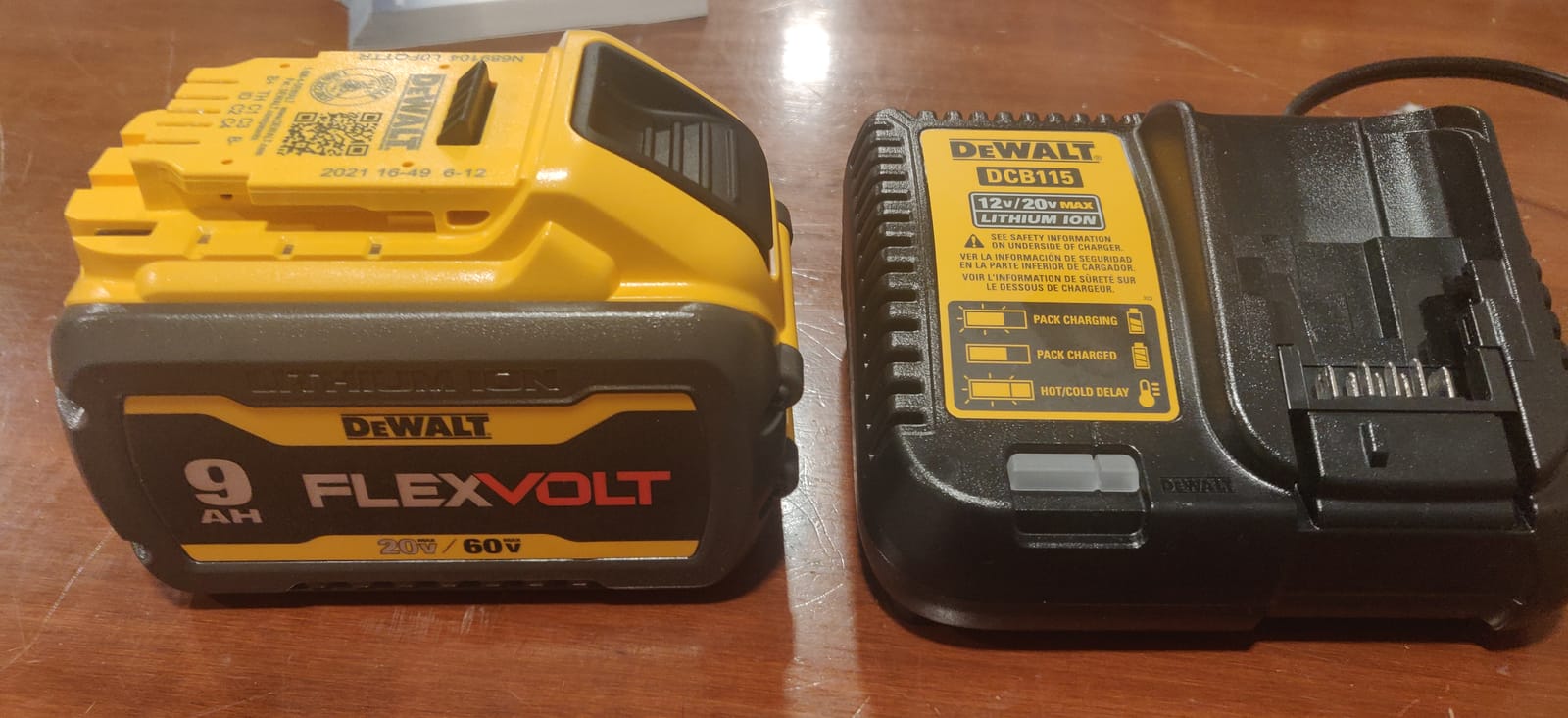 DEWALT 60V Cordless String Trimmer with Battery & Charger Included, 17 Inch, Attachment Capable (DCST972X1) customer photo 2