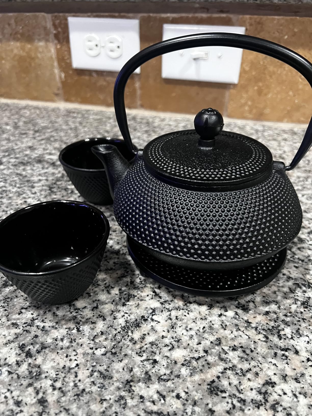 Velaze Cast Iron Teapot Set with Infuser,Japanese Style,2 Cups,700ML,23oz customer photo 2