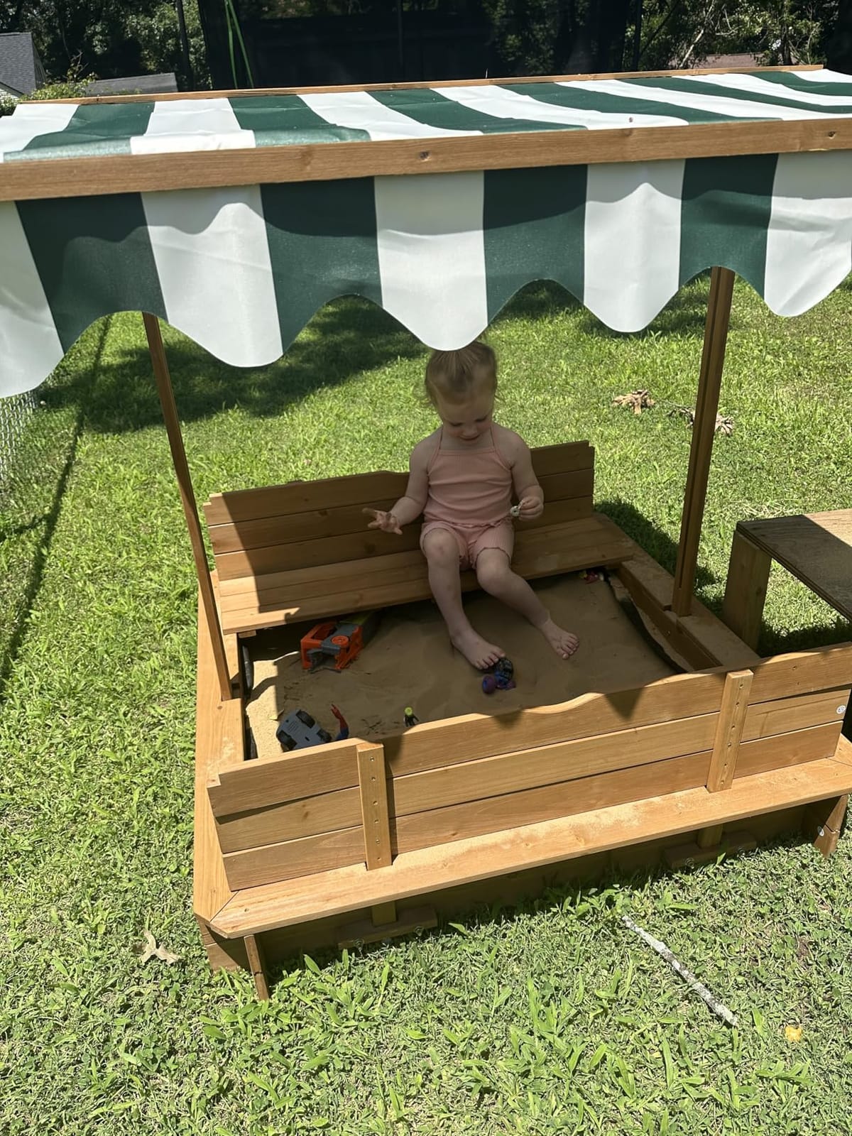 Outsunny Wooden Sandbox with Lid Canopy for Aged 3-7 47X47 in Natural customer photo 1