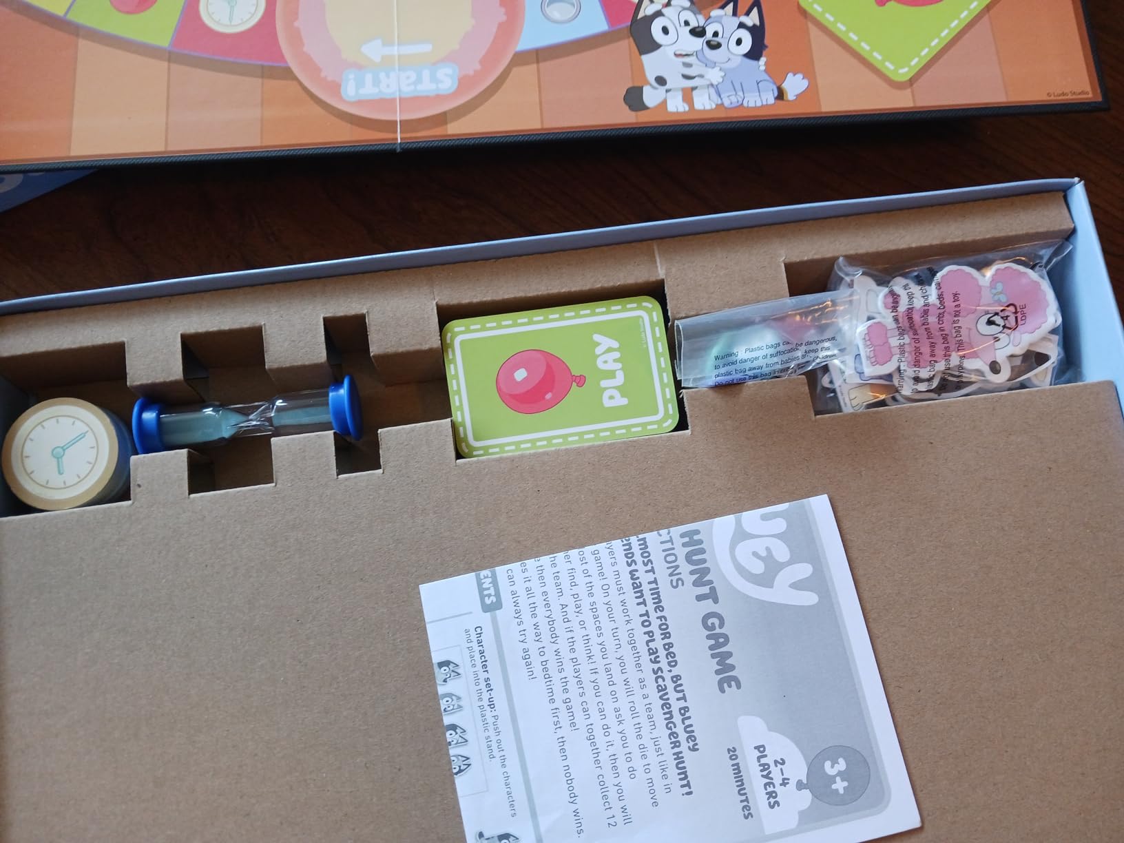 Bluey Scavenger Hunt Board Game, Cooperative Play with 4 Exclusive Mini-Figures, Indoor Games for Kids Ages 5+, Fun Toy Token Collecting Game customer photo 2