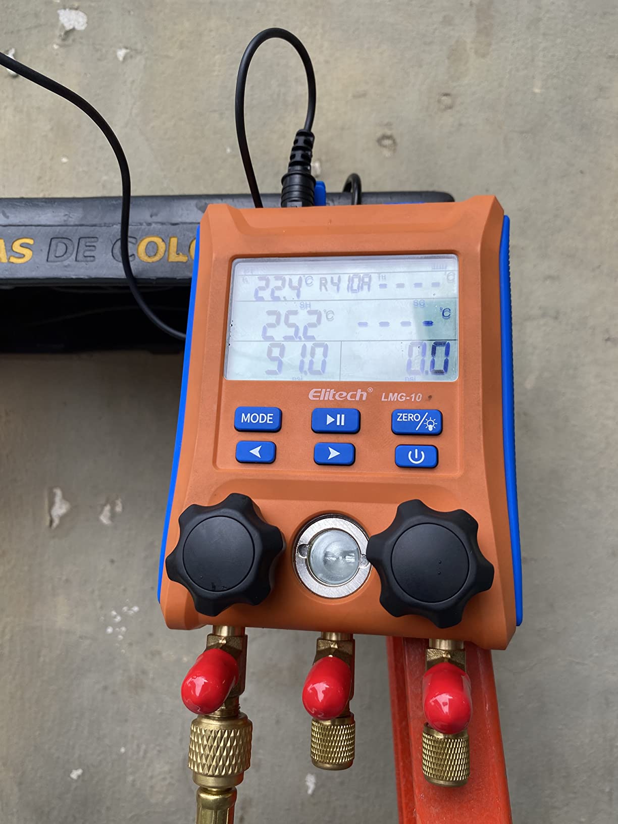 Elitech LMG-10 2-Way HVAC Manifold with Wired Temp Clamps customer photo 1