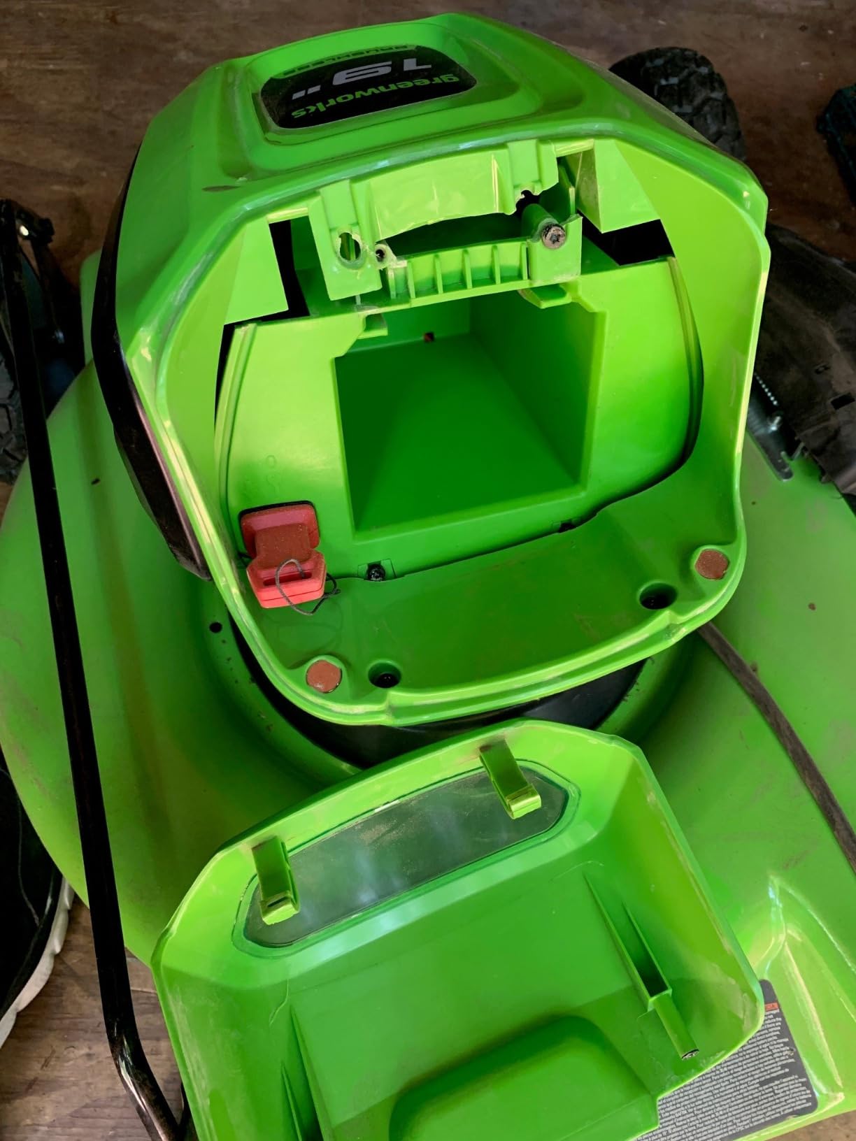 Greenworks 40V 19in Push Lawn Mower, 4.0 Ah Battery and Charger customer photo 1