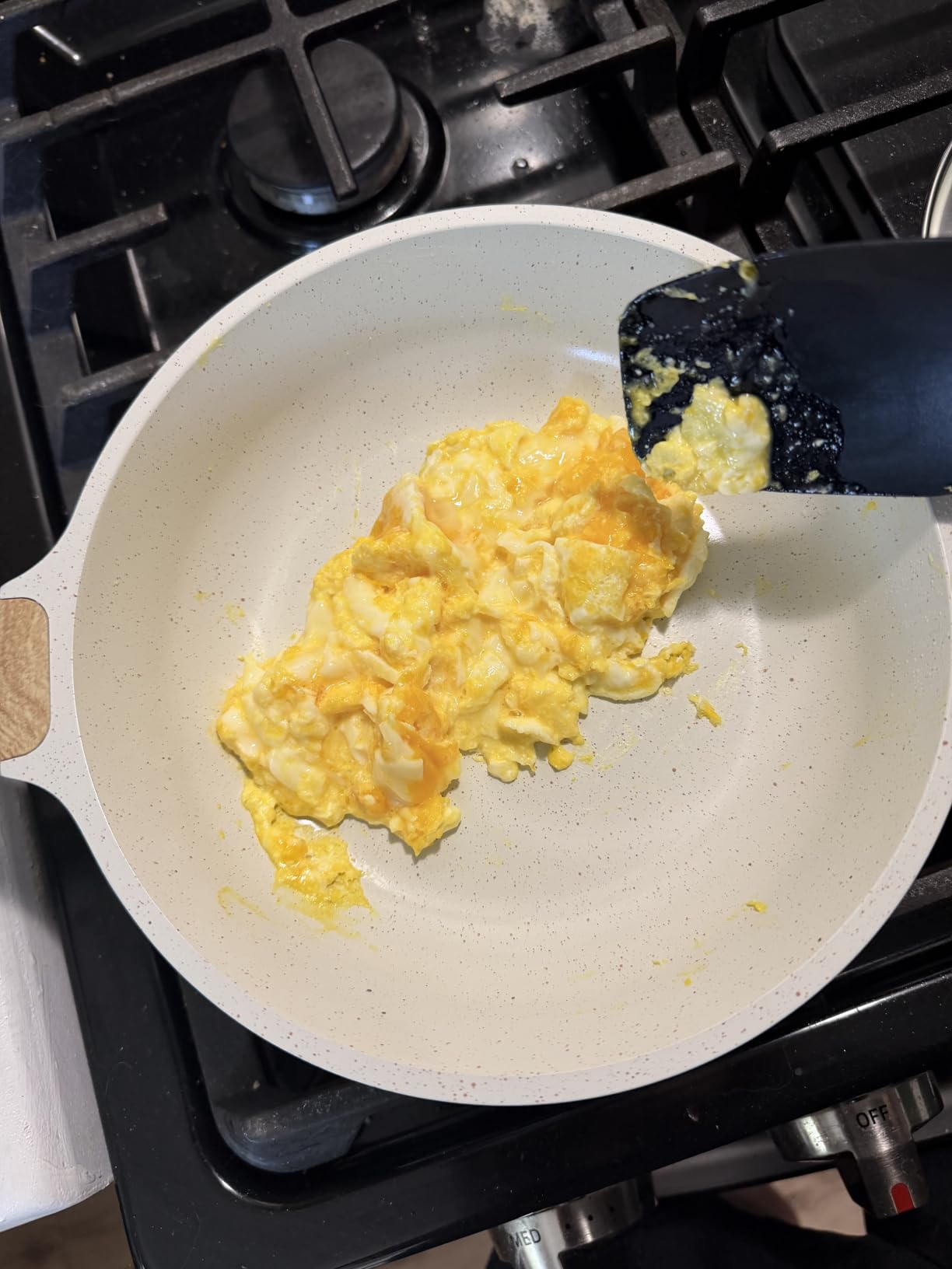 SENSARTE Nonstick Frying Pan Skillet with Lid, Omelet Pan with Cover, Healthy Egg Pan Chef's Pan, Kitchen Cooking Pan, PFOA Free (8inch + Glass Lid) customer photo 1