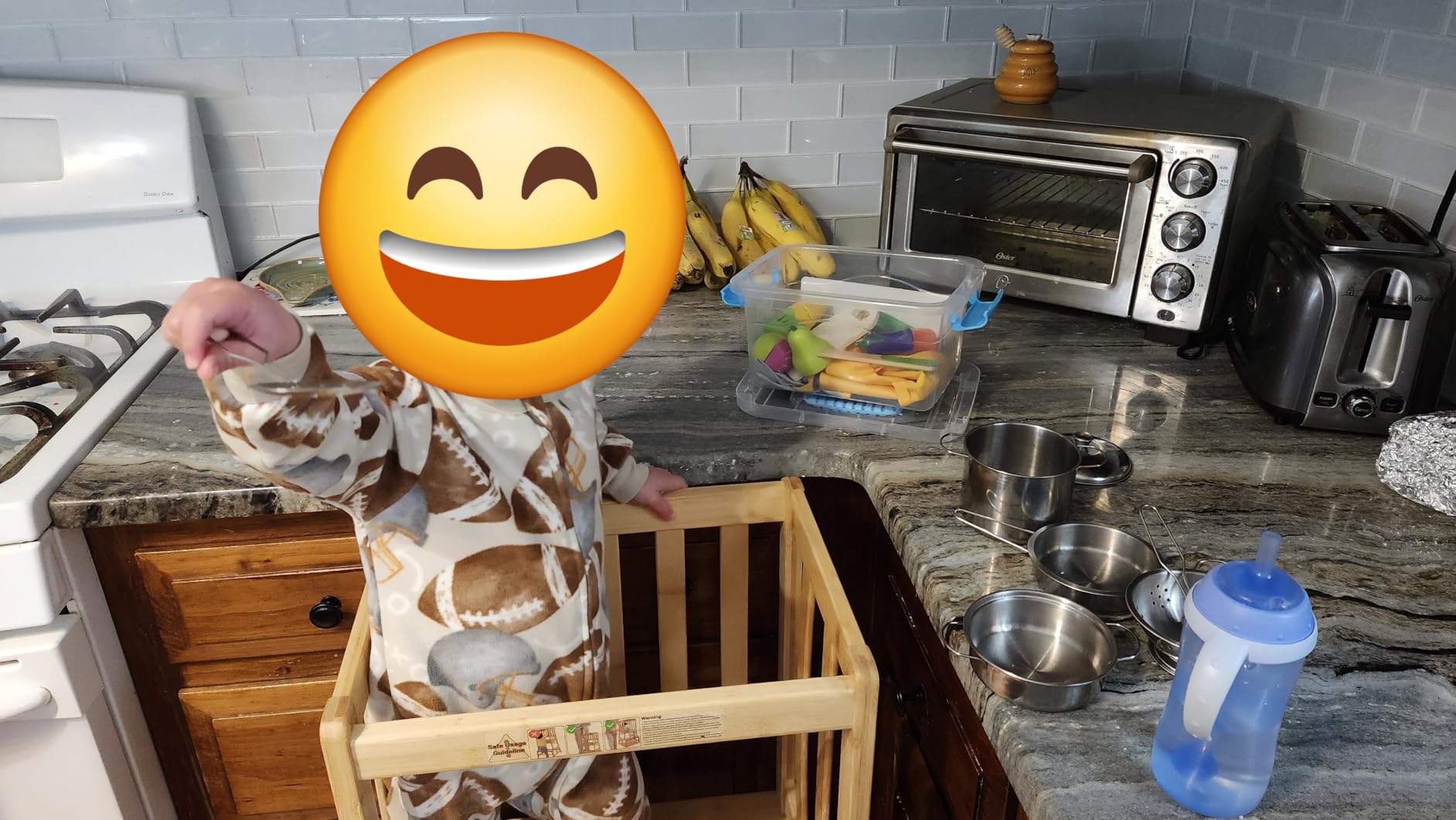 Sundaymot Play Kitchen Accessories, Wooden Play Food, Cooking Set with Stainless Steel Cookware Pots and Pans Utensils, Apron, Chef Hat, Cutting Food Kitchen Playset for Girls and Boys customer photo 2