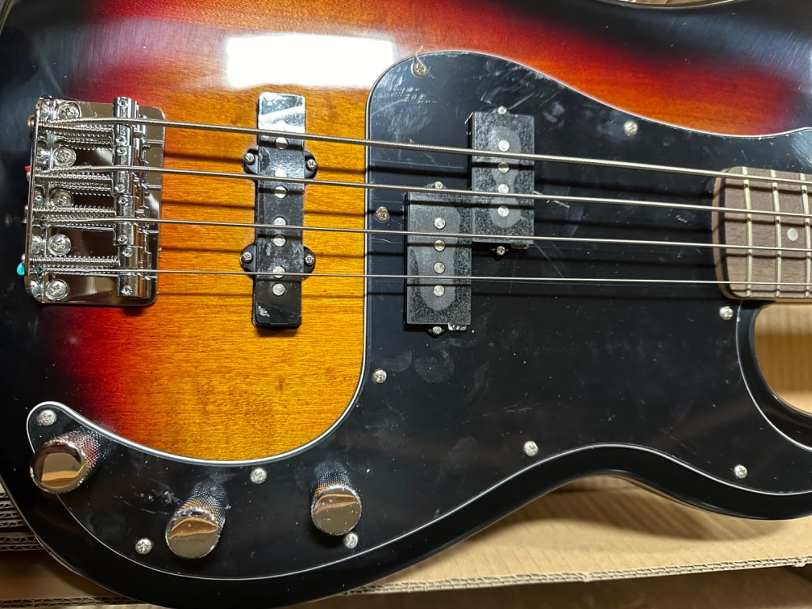 Fender Squier Affinity Precision Bass Pack, with Amp, 3-Color Sunburst | Beginner bass guitar bundle with Rumble 15 amp, gig bag, laurel fingerboard, electric bass kit customer photo 2
