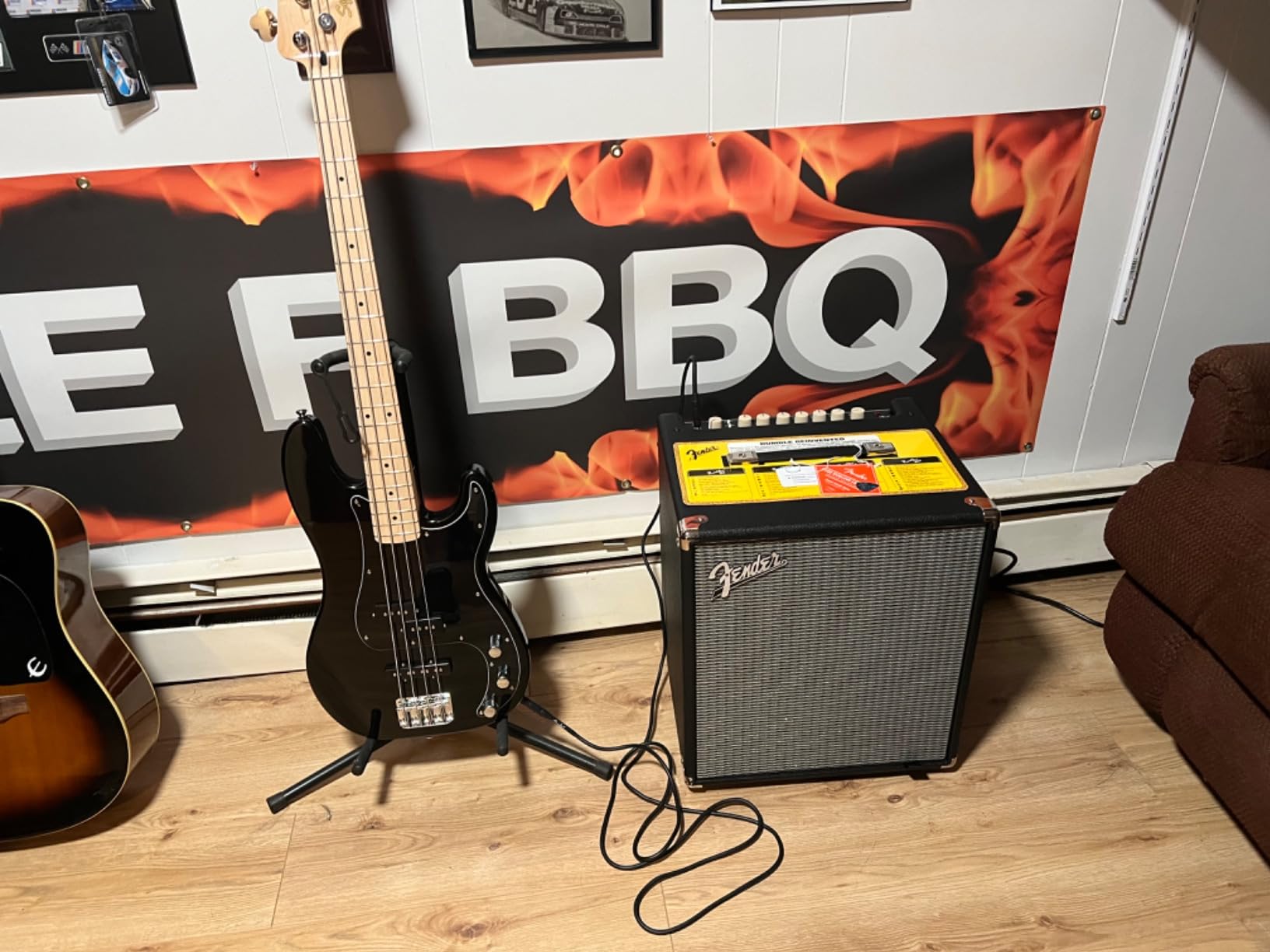 Fender Squier Affinity Precision Bass Pack, with Rumble 15 Amp, Black customer photo 2
