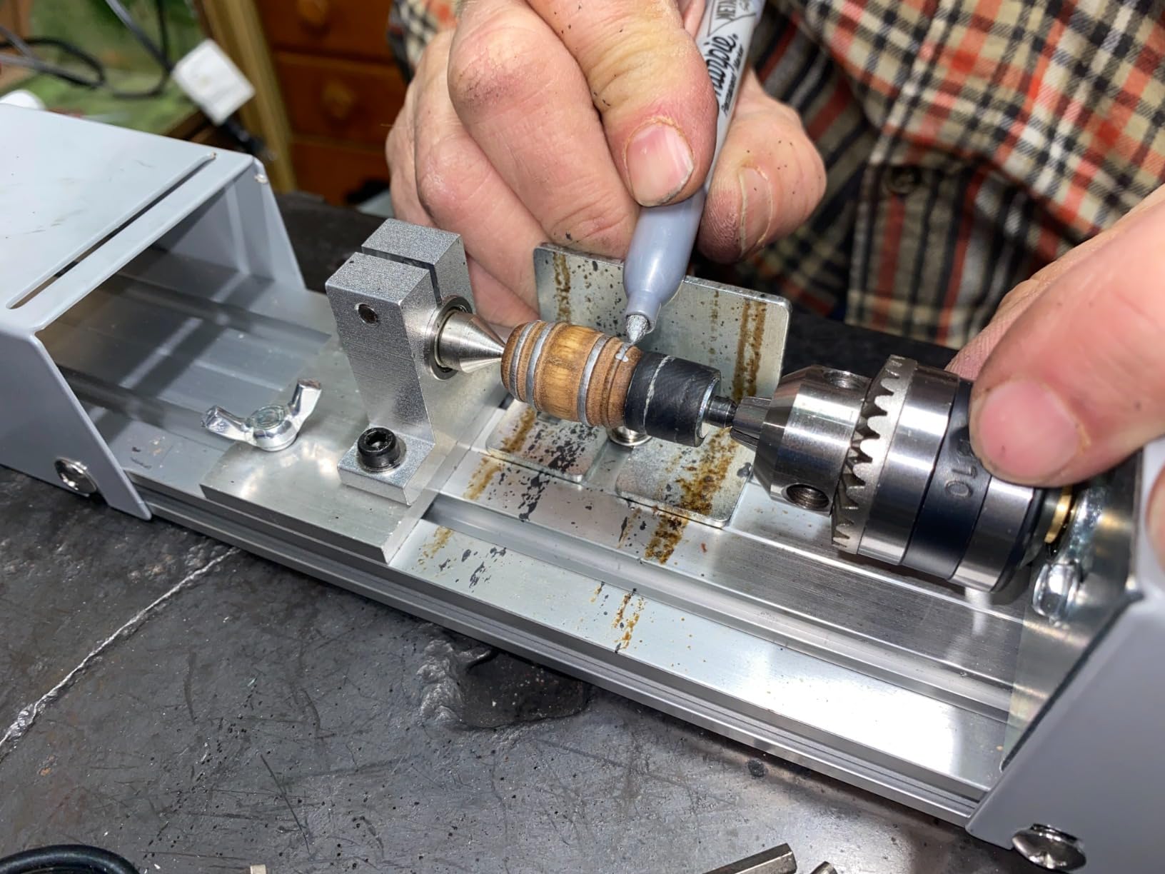 Professional mini Lathe Machine, Lathe Tools Woodworking Machine, Lathe Beads Polisher, CNC DIY Woodworking Wood Lathe Machine (Silver) customer photo 1