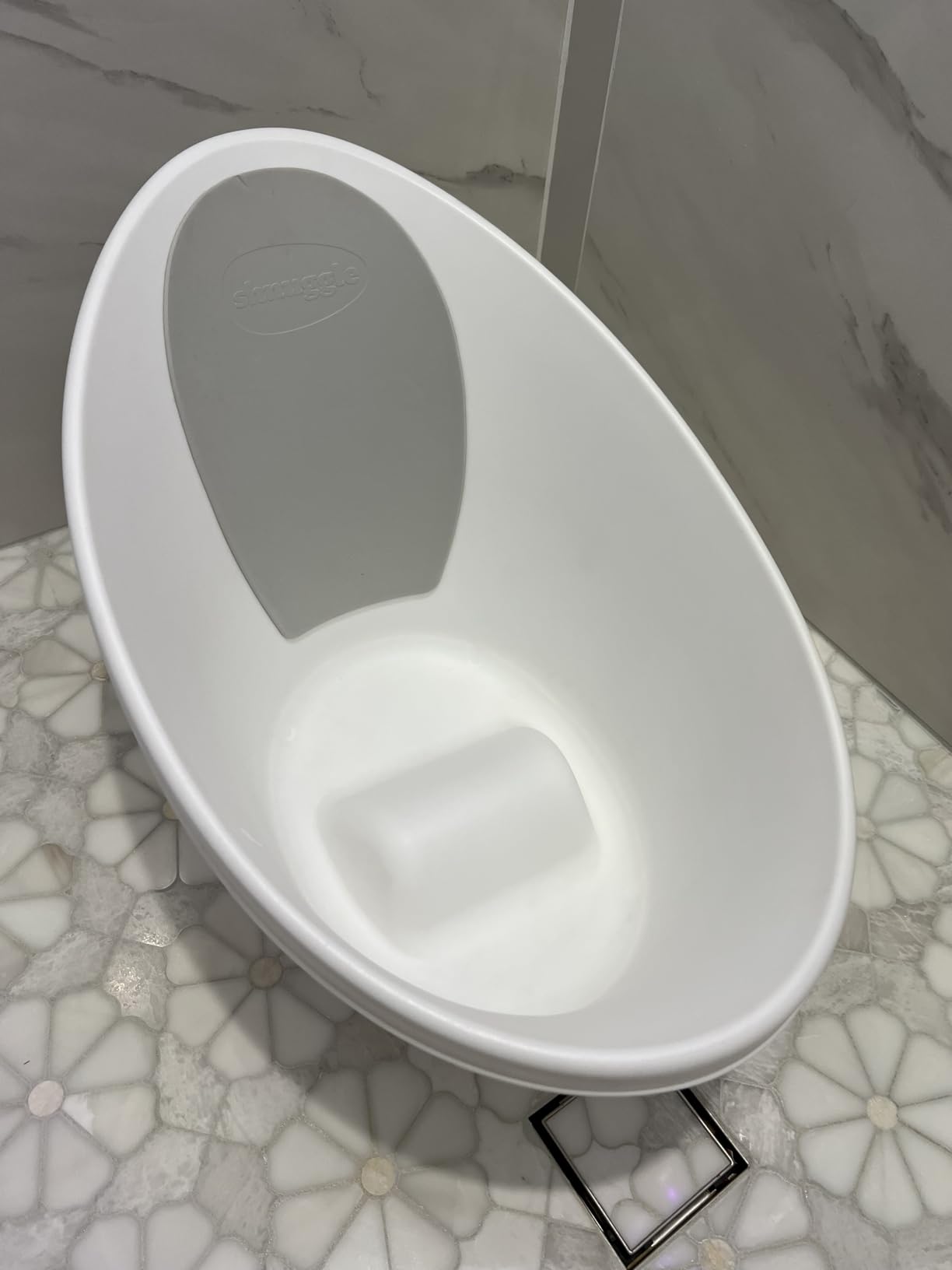 Shnuggle Newborn Baby Bath | Built in Support Bump and Soft Backrest | Suitable from Newborn | Bath Seat Support Includes Plug | Taupe customer photo 1