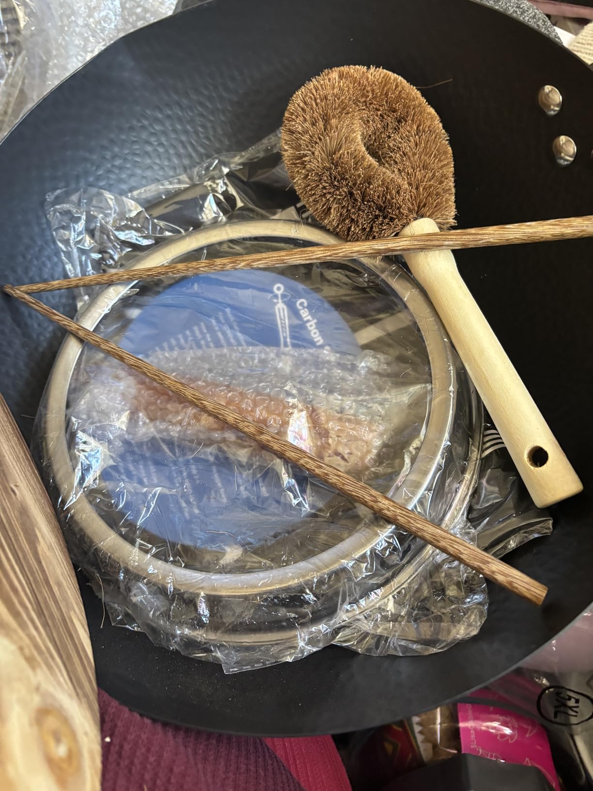 14 Piece Carbon Steel Wok Pan, Woks & Stir-Fry Pans Set with Wooden Lid Cookwares, No Chemical Coated Flat Bottom Chinese Pan for Induction, Electric, Gas, Halogen All Stoves - 12.6'' customer photo 1
