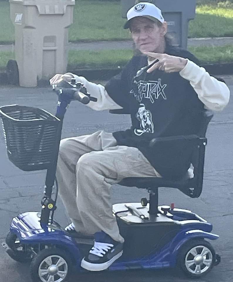 Zipr Roo 4 Wheel Mobility Scooter - 29 lbs Heaviest Piece - Powered Wheelchair - Compact Heavy Duty Mobile for Travel, Seniors, Adults, Handicapped - Long Range Battery with Charger Basket Included customer photo 2