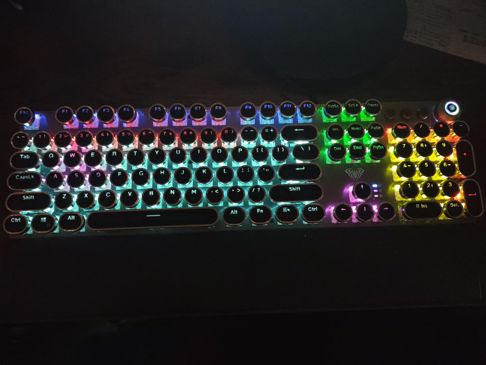 AULA F2088 Typewriter Style Mechanical Gaming Keyboard Wired,Blue Switches,Rainbow LED Backlit,Removable Wrist Rest,Media Control Knob,Retro Punk Round Keycaps,USB Wired Computer Keyboard customer photo 1