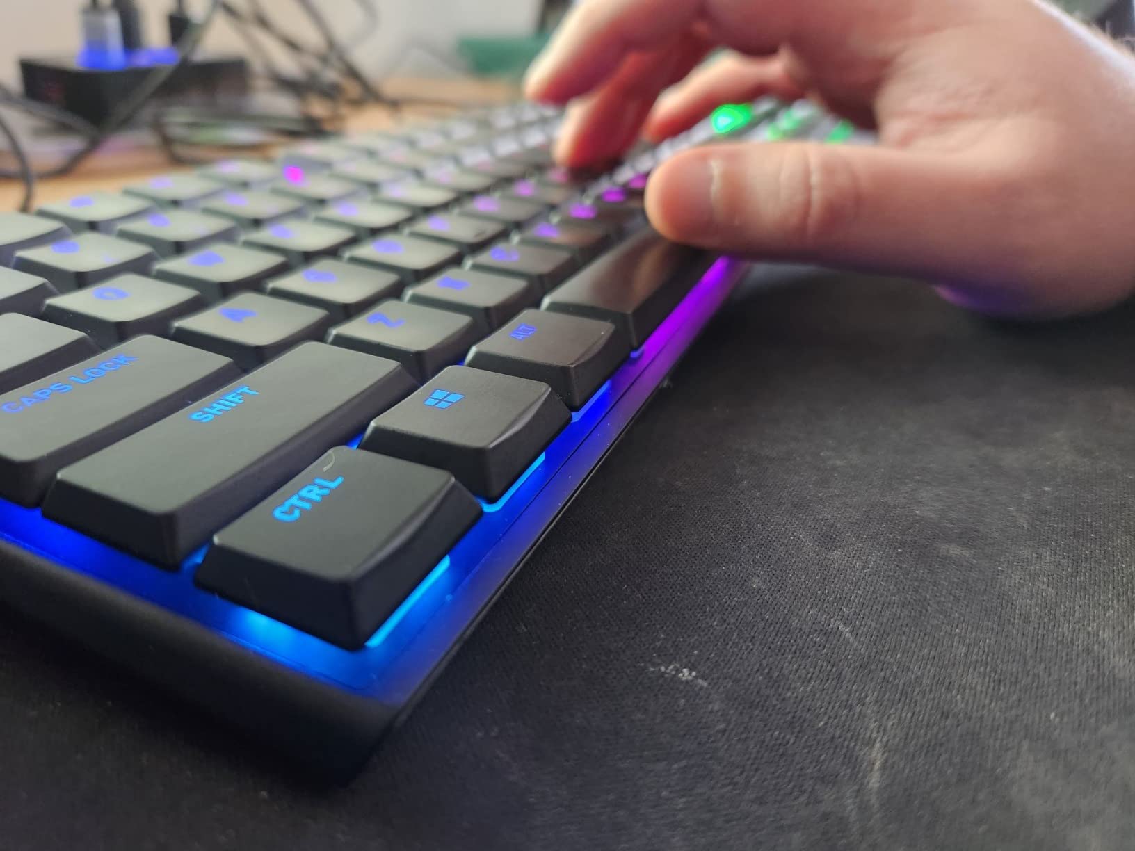 Cherry MX 10.0N RGB Mechanical Keyboard MX Low Profile Speed switches, Aluminum housing, Premium Keyboard for Gaming and Work. G8A-25010LVBUS-2 customer photo 2