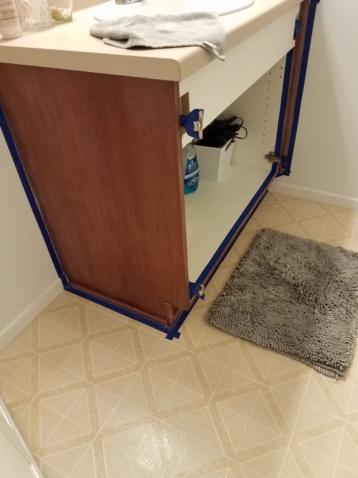 Diamond Brite Kitchen and Bath Latex Paint, Brite White, 1 Gallon, 40500-1 customer photo 1