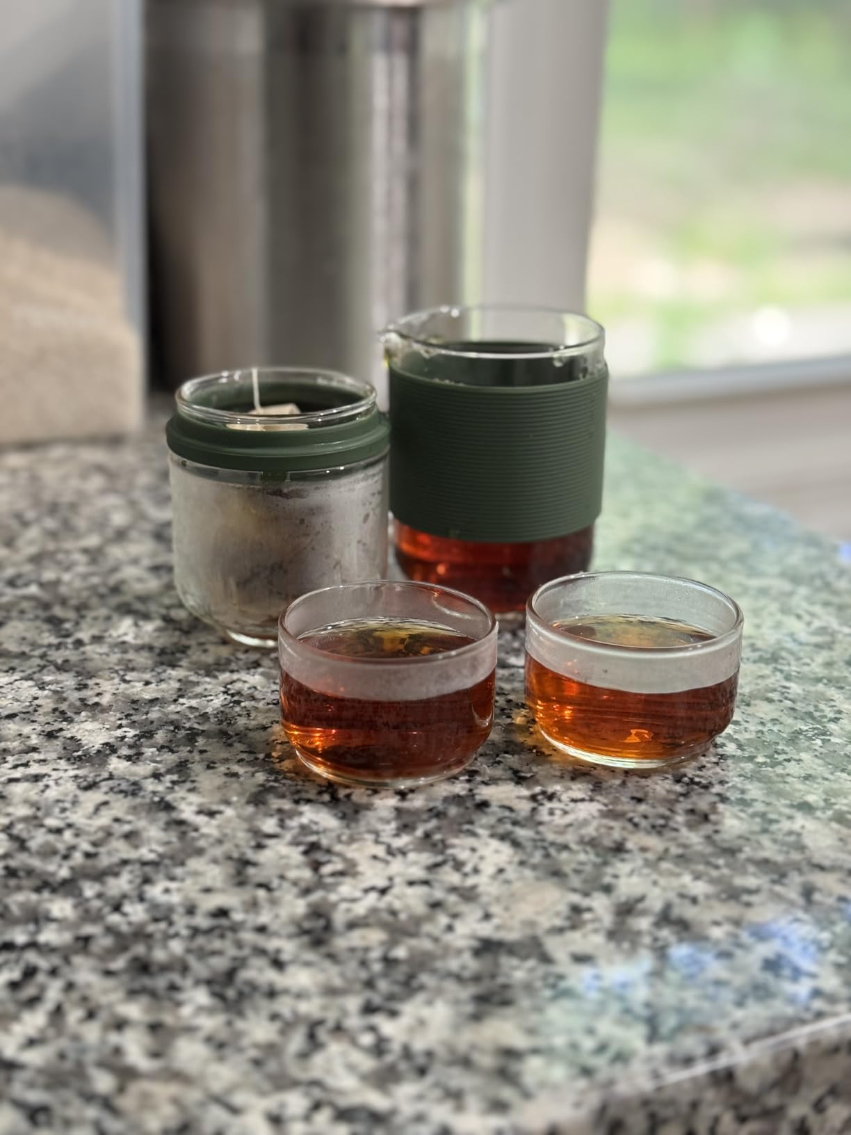 DOPUDO Glass Tea Set, Portable Small Gongfu Teapot with 1 Infuser, 2 Cups and 1 Master Mug, All in One Water Resistant Case for Travel, Business Trip, Hotel customer photo 1