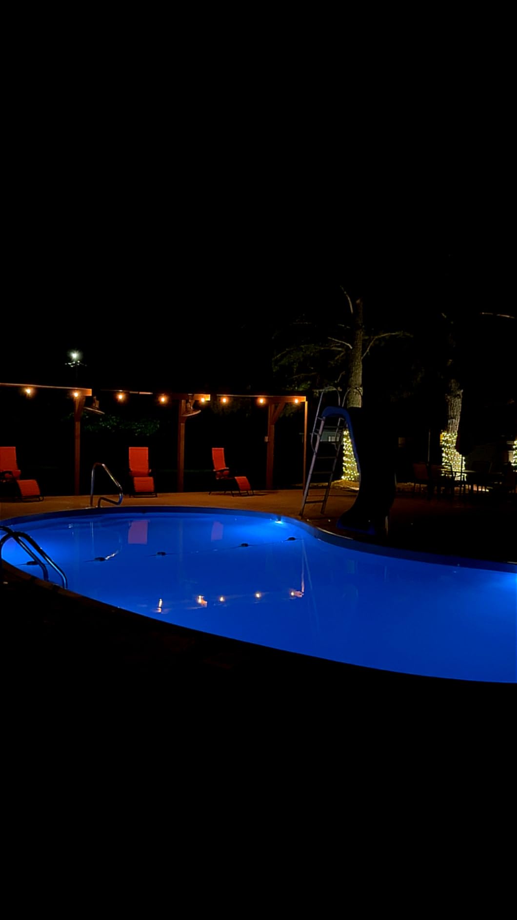 Homly Rechargeable Submersible Pool Lights with Remote, Waterproof Underwater Charging Battery Operated Controlled 16 Color Changing LED with Magnet Floating Lights Pool Pond Decoration 4 Pack customer photo 2