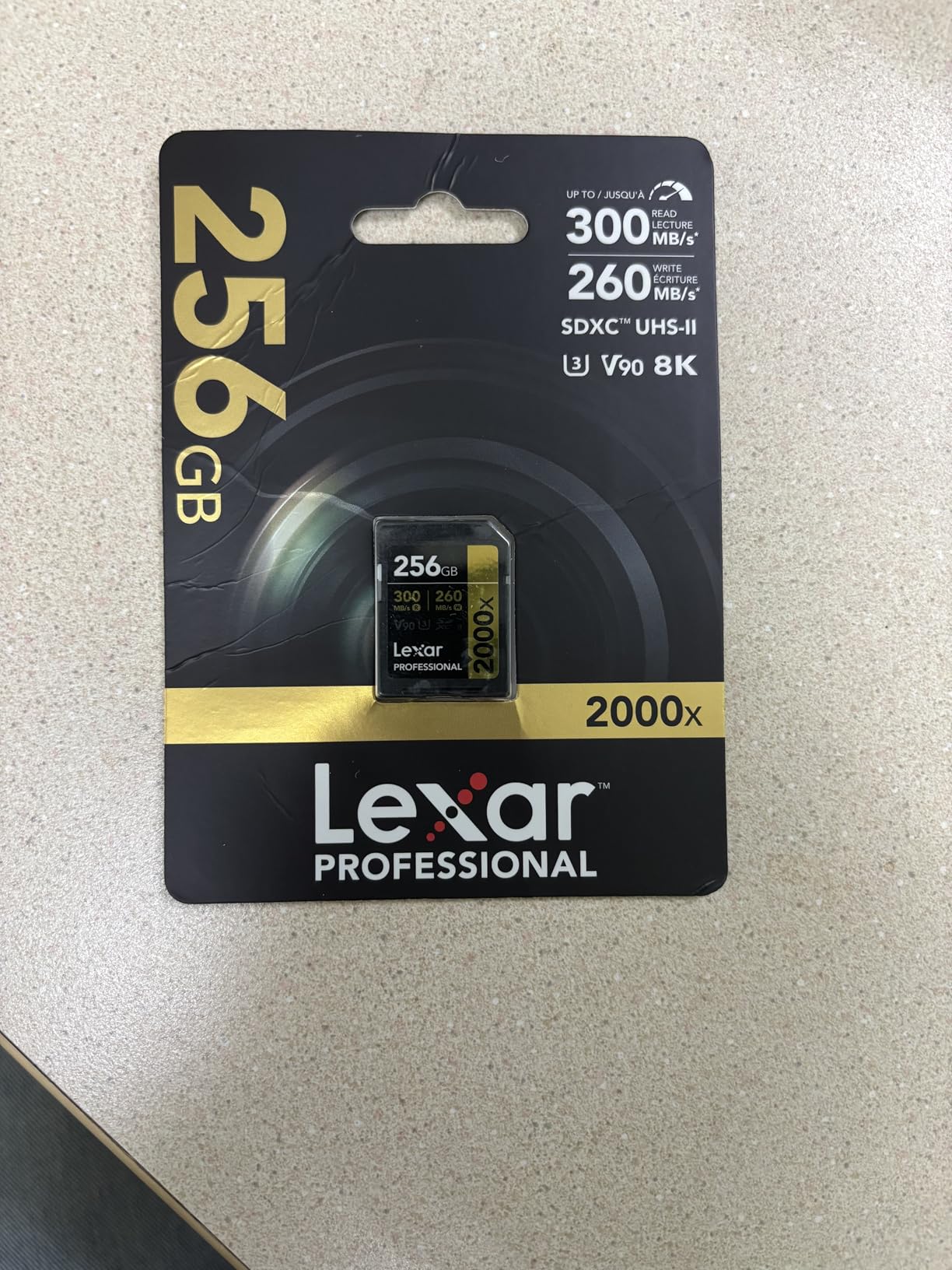 Lexar 256GB 2000x SD Memory Card, 300MB/s Read, 8K, V90, U3, UHS-II customer photo 1