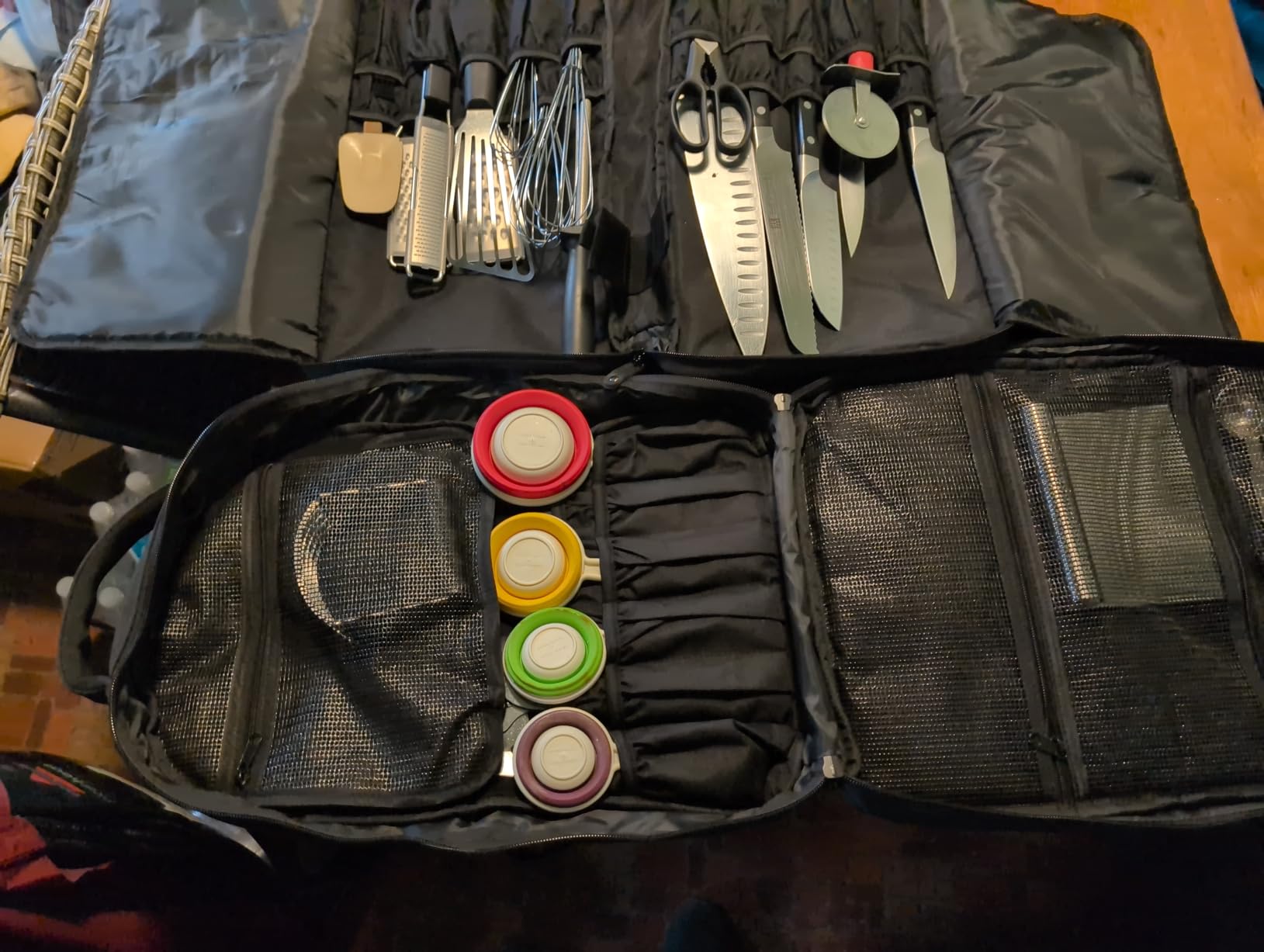 samdew Three-layer Chef Backpack with Knife Bag, 12 + 23 Slots, Bag Only customer photo 1