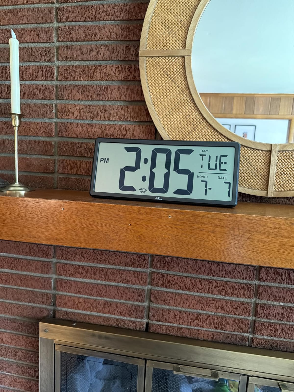 WallarGe 14.5'' Large Digital Wall Clock Battery Operated | Jumbo Numbers, Temperature and Date, Easy to Read and Set, Auto DST customer photo 1