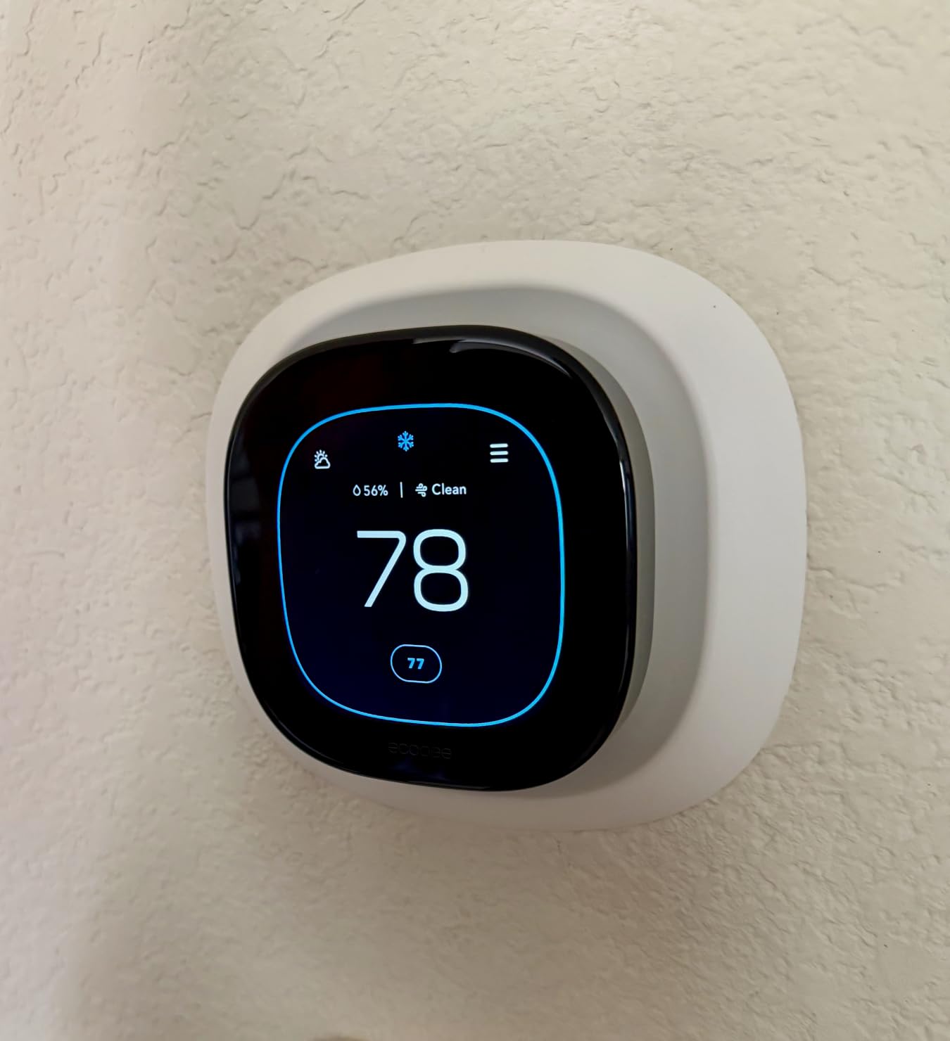 ecobee Smart Thermostat Premium - WiFi, Siri & Alexa Built-In, Smart Sensor customer photo 2