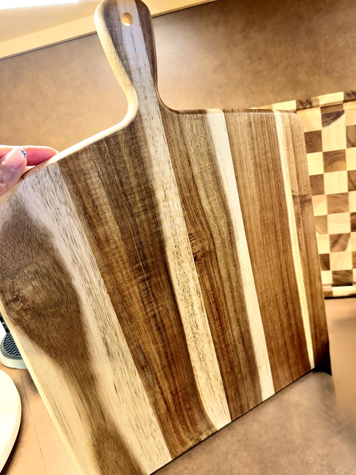 Acacia Wood Cutting Board and Chopping Board with Handle for Meat, Cheese Board, Vegetables, Bread, and Charcuterie - Decorative Wooden Serving Board for Kitchen and Dining Room, Large 17