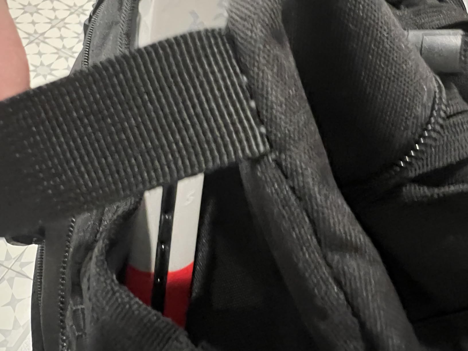 DSLEAF Tennis Bag for Men/Women, Tennis Backpack Holds 2 Rackets and Shoes customer photo 2