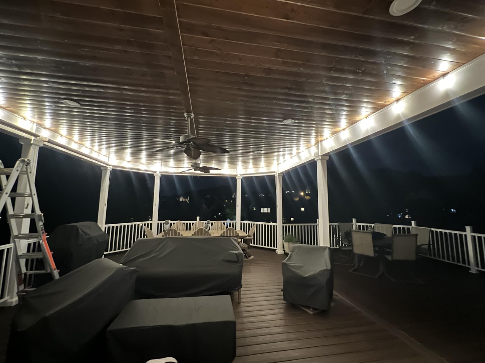 Brightever 100FT Outdoor String Lights 52 Bulbs, Waterproof Patio Lights | 2 Spare ST38 Edison Bulbs Dimmable, Connectable Plug-in LED Outdoor Lighting for Porch, Garden, Backyard, Balcony, 2700K customer photo 2