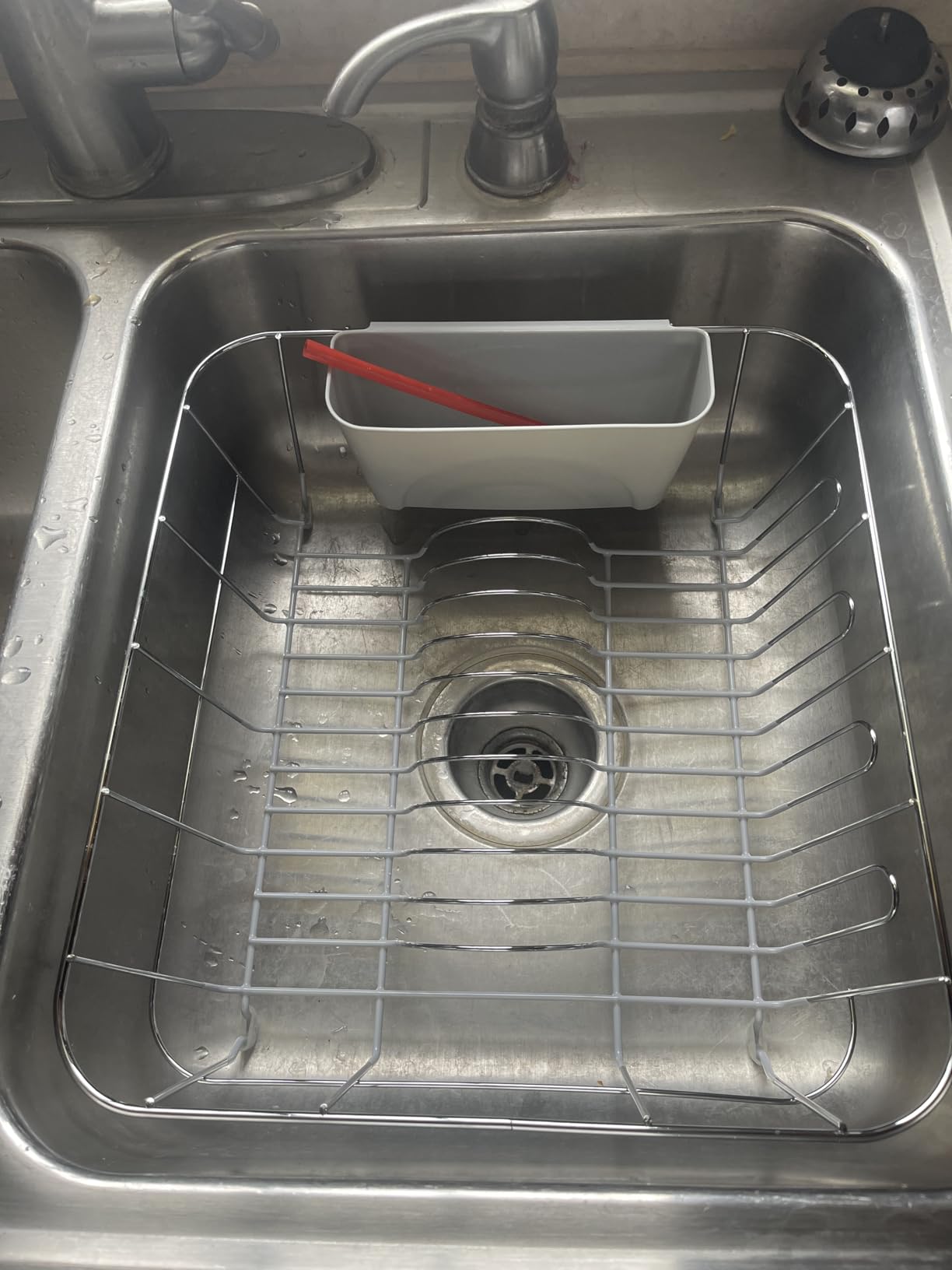 Dish Drying Rack & Cutlery Holder 2 Piece Set - Compact Sink-Fitting Dish Drainer with Rubberized Undercoating, Space-Saving Kitchen Organizer for Plates, Cups, Bowls & Utensils in Sink, Silver customer photo 2