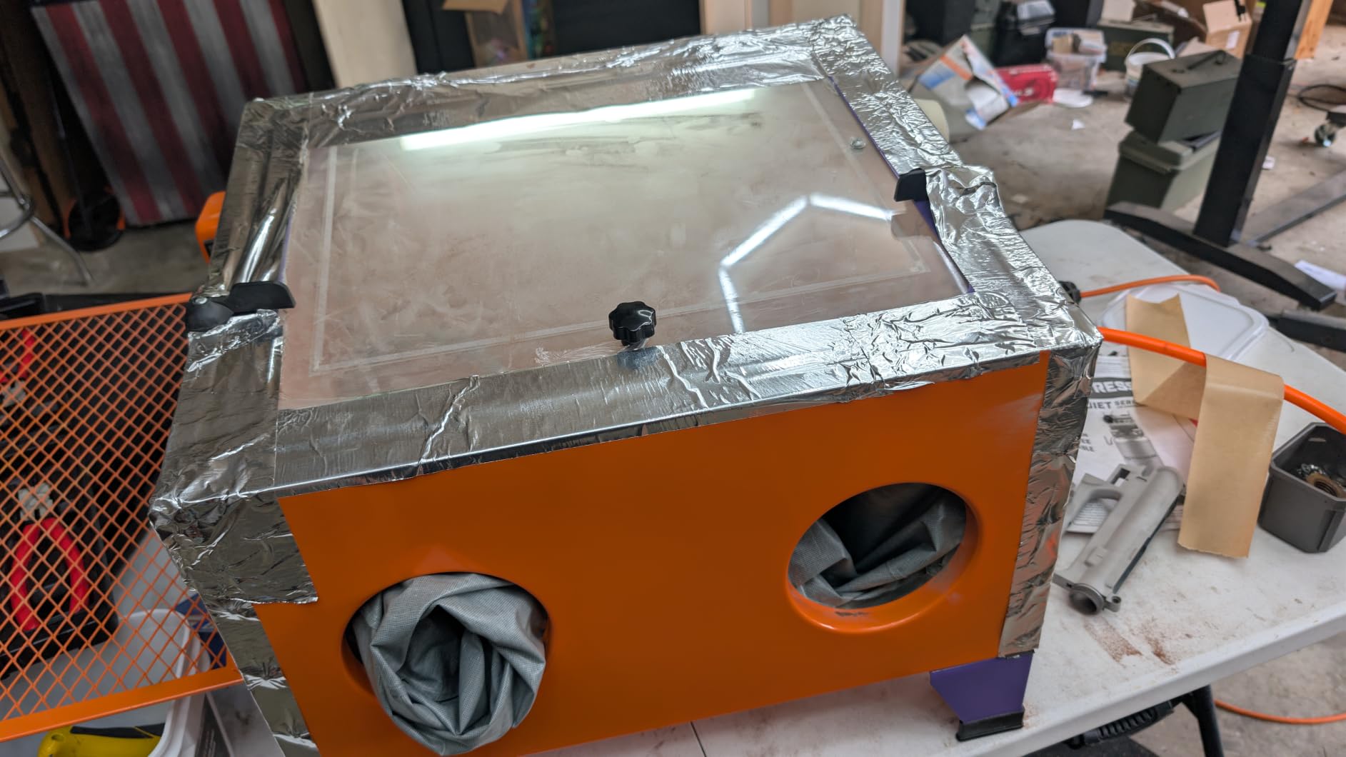 25 Gallon Bench Top Air Sandblasting Cabinet,Red customer photo 1